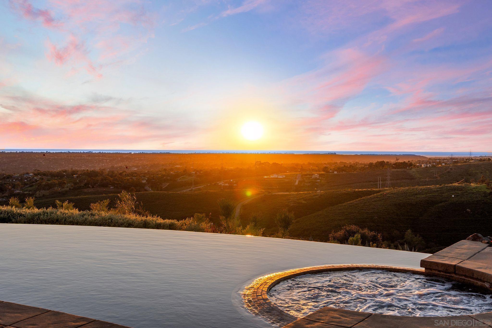 Detail Gallery Image 31 of 34 For 19557  Fortuna Del Este, Escondido,  CA 92029 - 6 Beds | 7/1 Baths