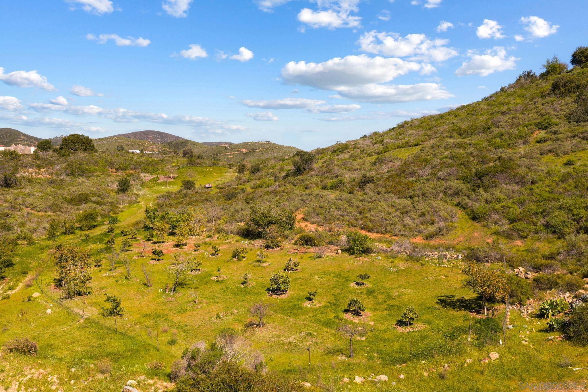 Detail Gallery Image 33 of 34 For 19557  Fortuna Del Este, Escondido,  CA 92029 - 6 Beds | 7/1 Baths