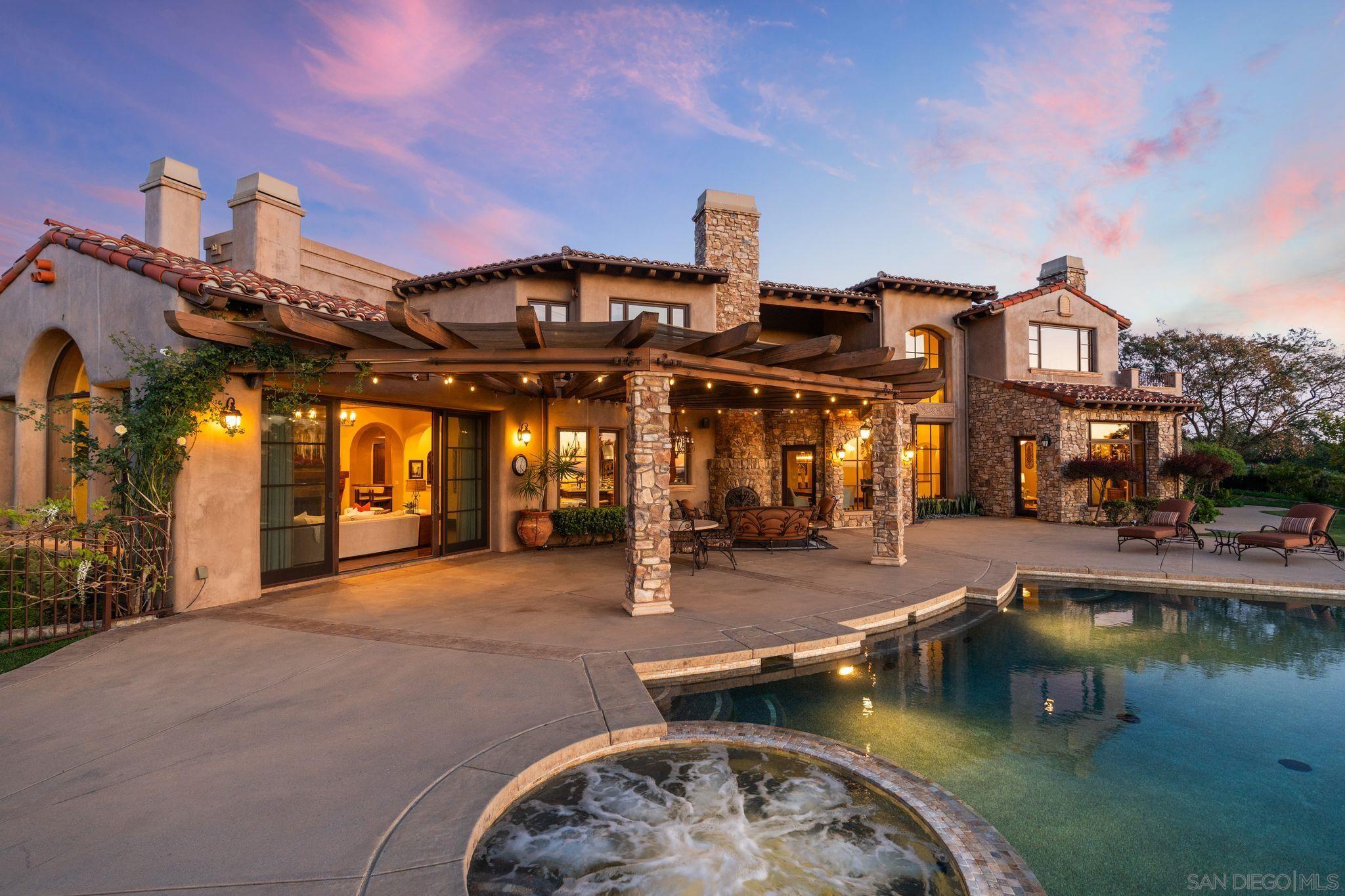 Detail Gallery Image 5 of 34 For 19557  Fortuna Del Este, Escondido,  CA 92029 - 6 Beds | 7/1 Baths