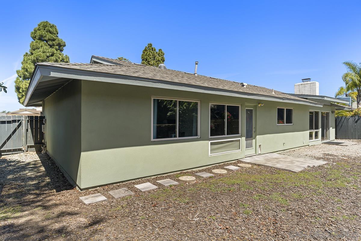 Detail Gallery Image 23 of 25 For 2939  Governor Drive, San Diego,  CA 92122 - 4 Beds | 3 Baths