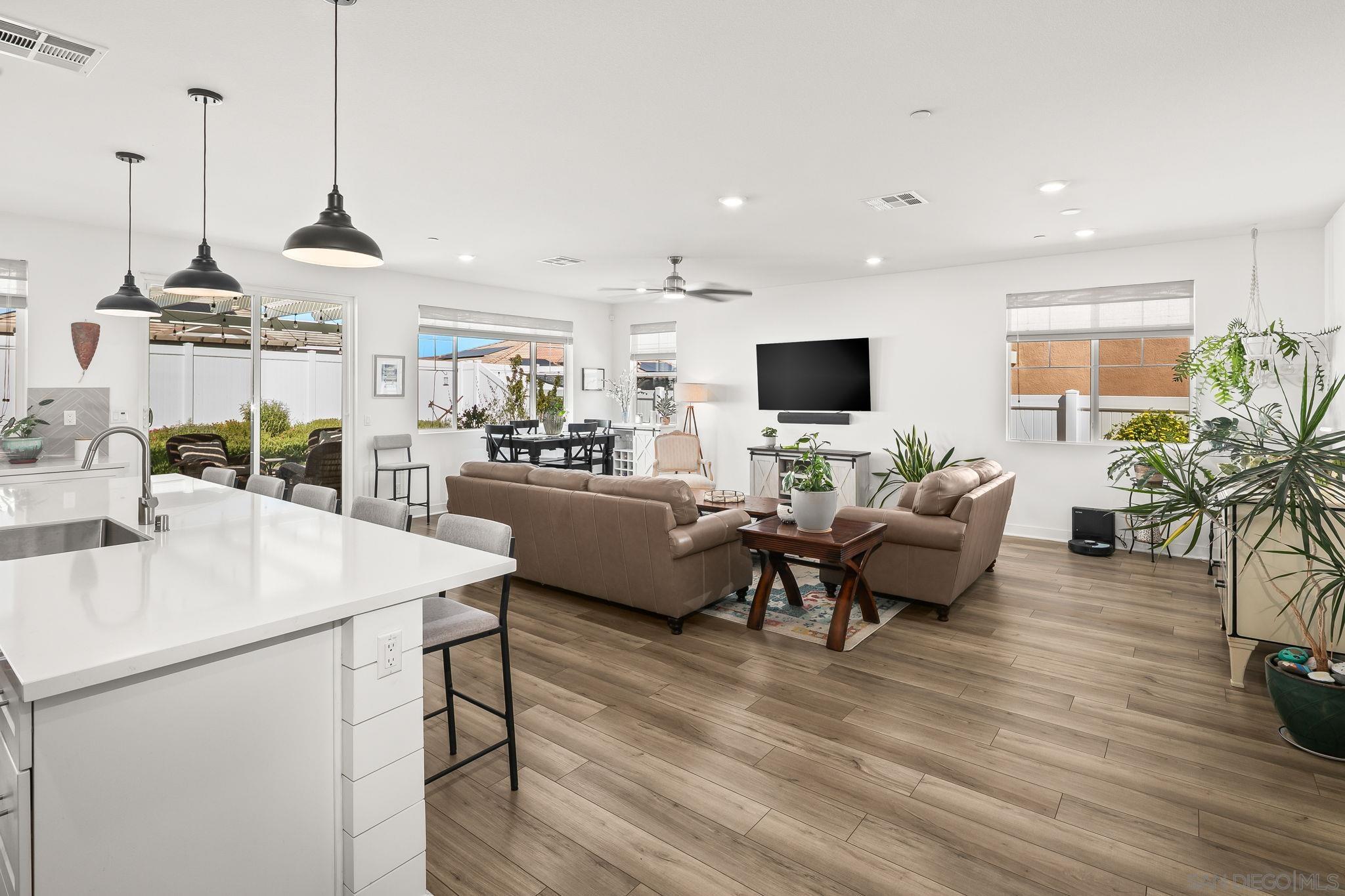 Detail Gallery Image 11 of 50 For 26626  Ash Smt, Menifee,  CA 92584 - 4 Beds | 2/1 Baths