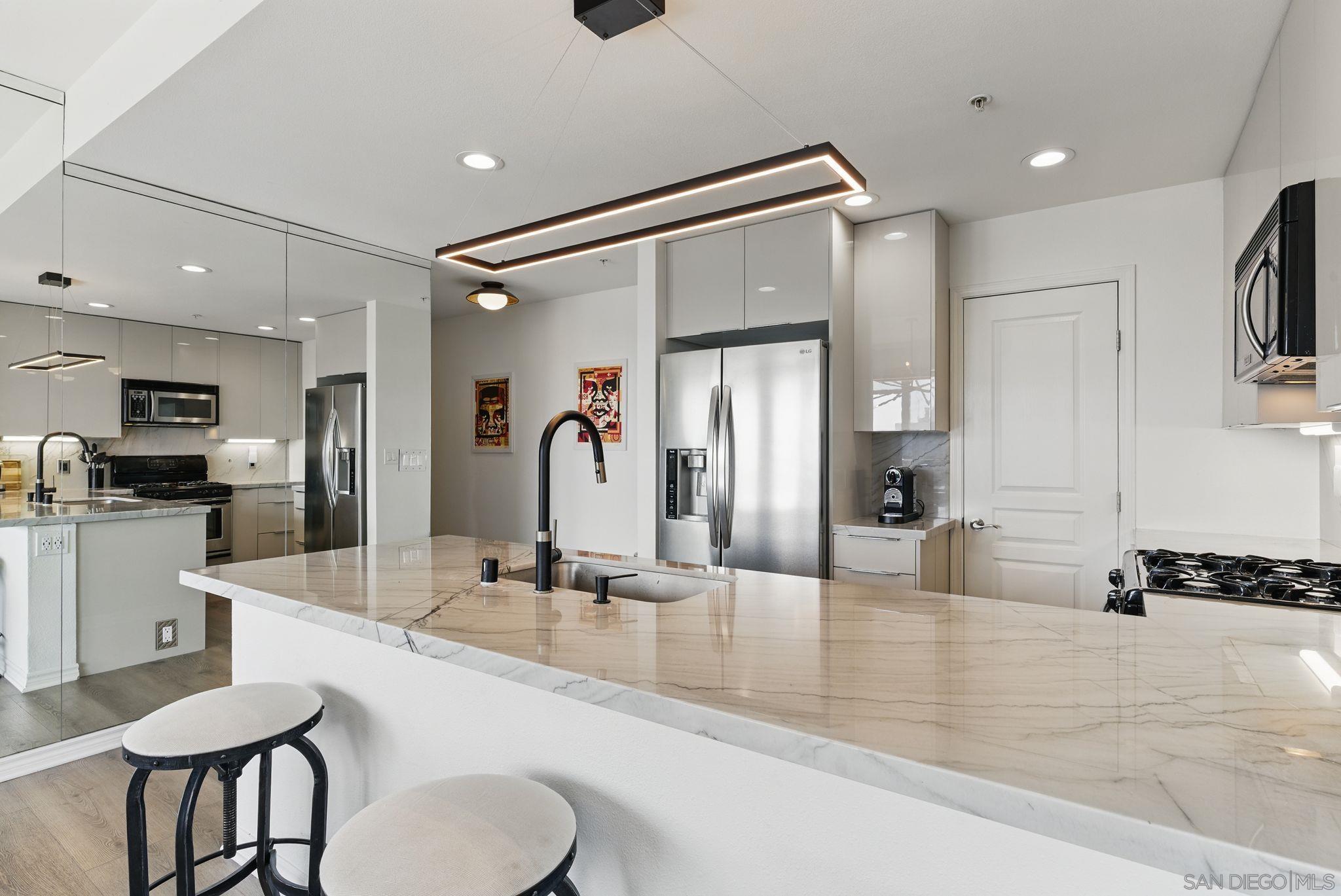 Detail Gallery Image 11 of 44 For 300 W Beech St  #1408,  San Diego,  CA 92101 - 2 Beds | 2 Baths