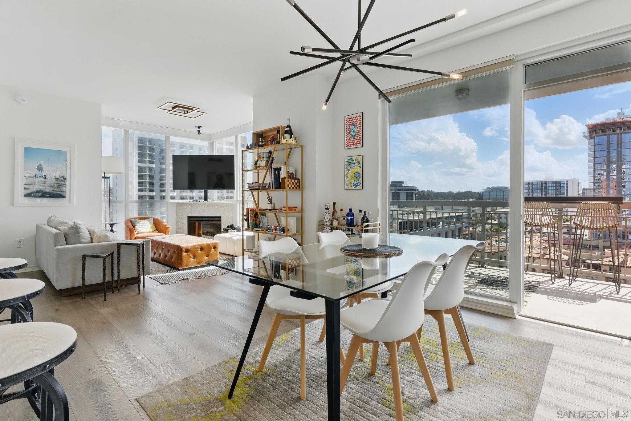 Detail Gallery Image 6 of 44 For 300 W Beech St  #1408,  San Diego,  CA 92101 - 2 Beds | 2 Baths