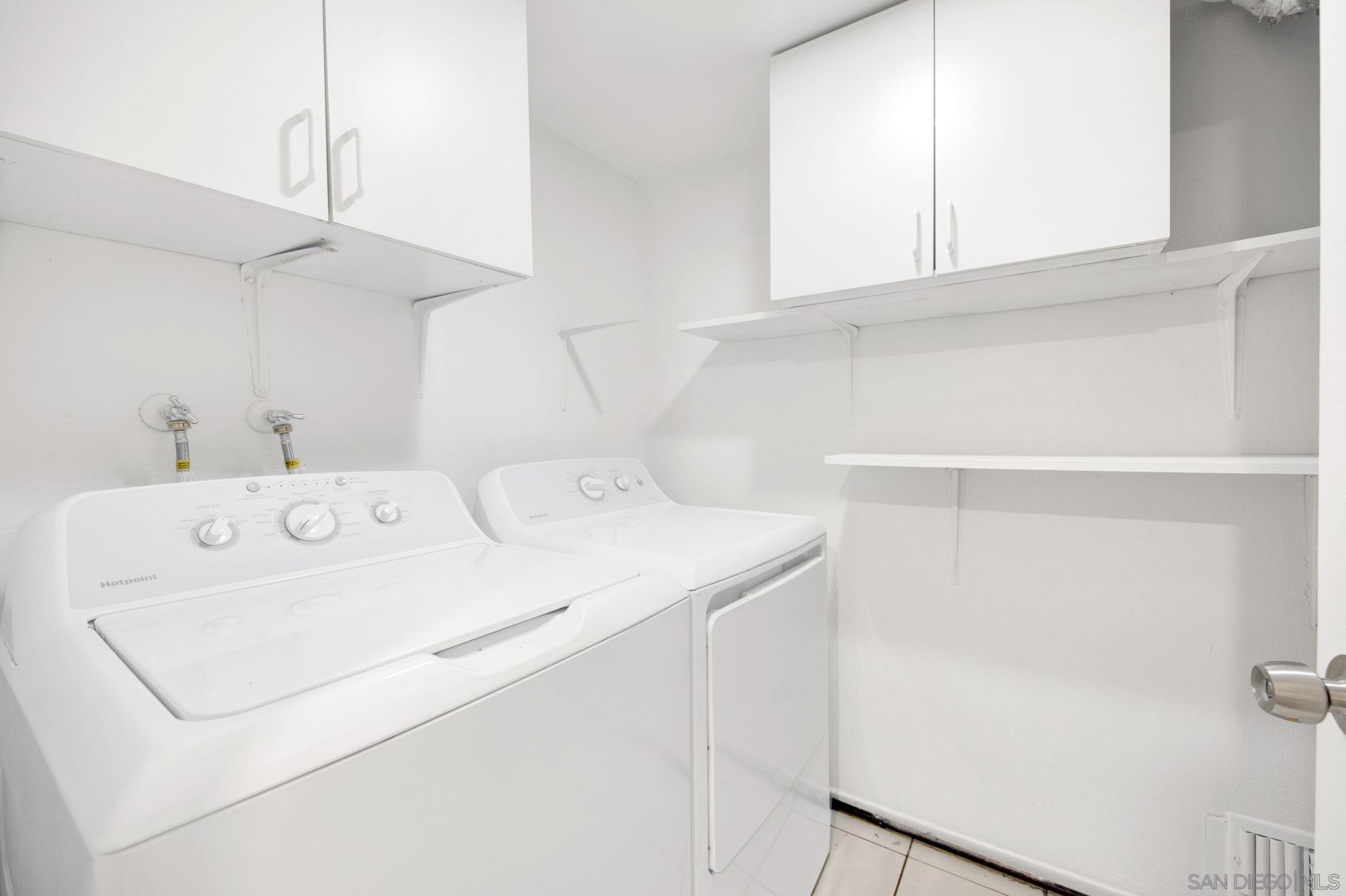 Detail Gallery Image 27 of 42 For 1725  Glenridge Cir, West Covina,  CA 91792 - 4 Beds | 3 Baths