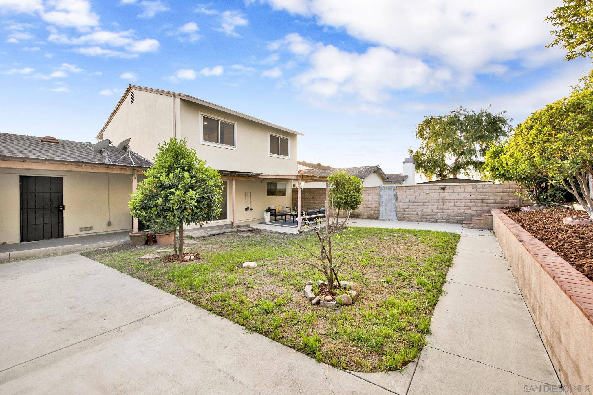 Detail Gallery Image 28 of 42 For 1725  Glenridge Cir, West Covina,  CA 91792 - 4 Beds | 3 Baths
