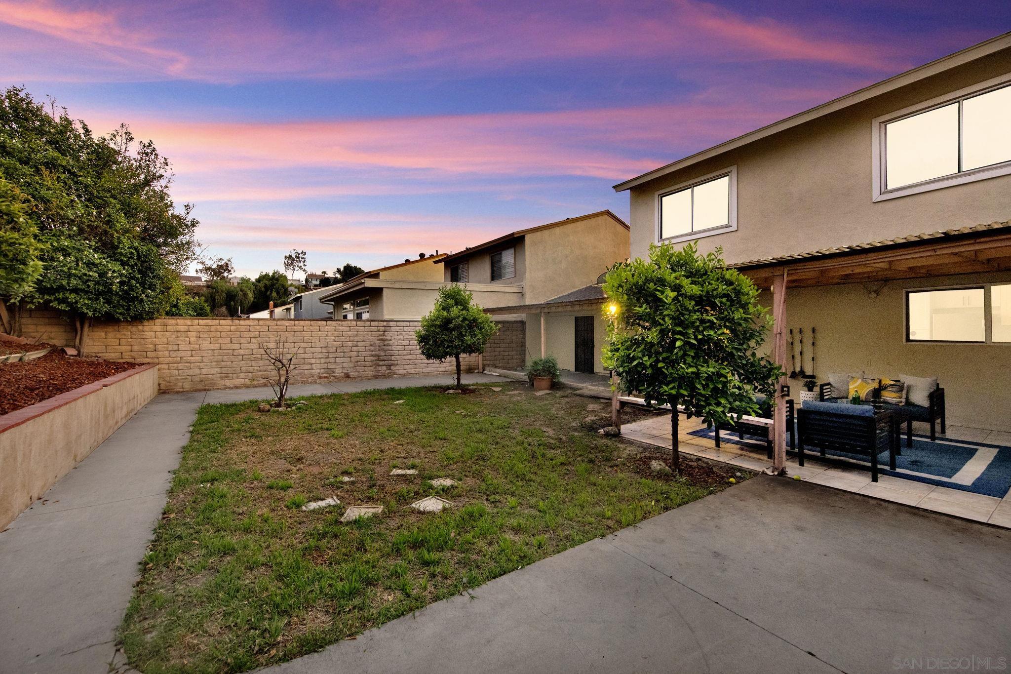 Detail Gallery Image 34 of 42 For 1725  Glenridge Cir, West Covina,  CA 91792 - 4 Beds | 3 Baths
