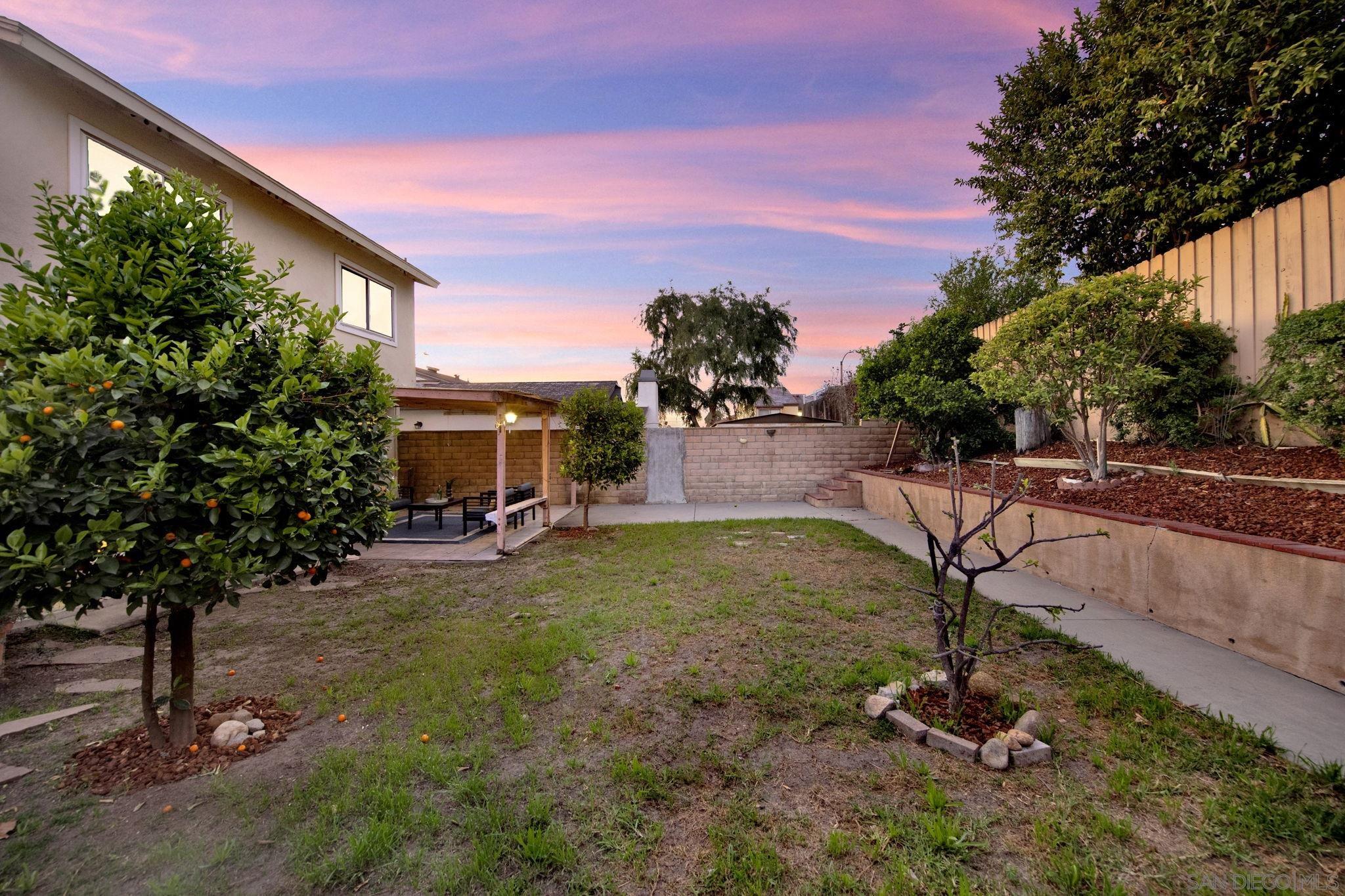 Detail Gallery Image 35 of 42 For 1725  Glenridge Cir, West Covina,  CA 91792 - 4 Beds | 3 Baths