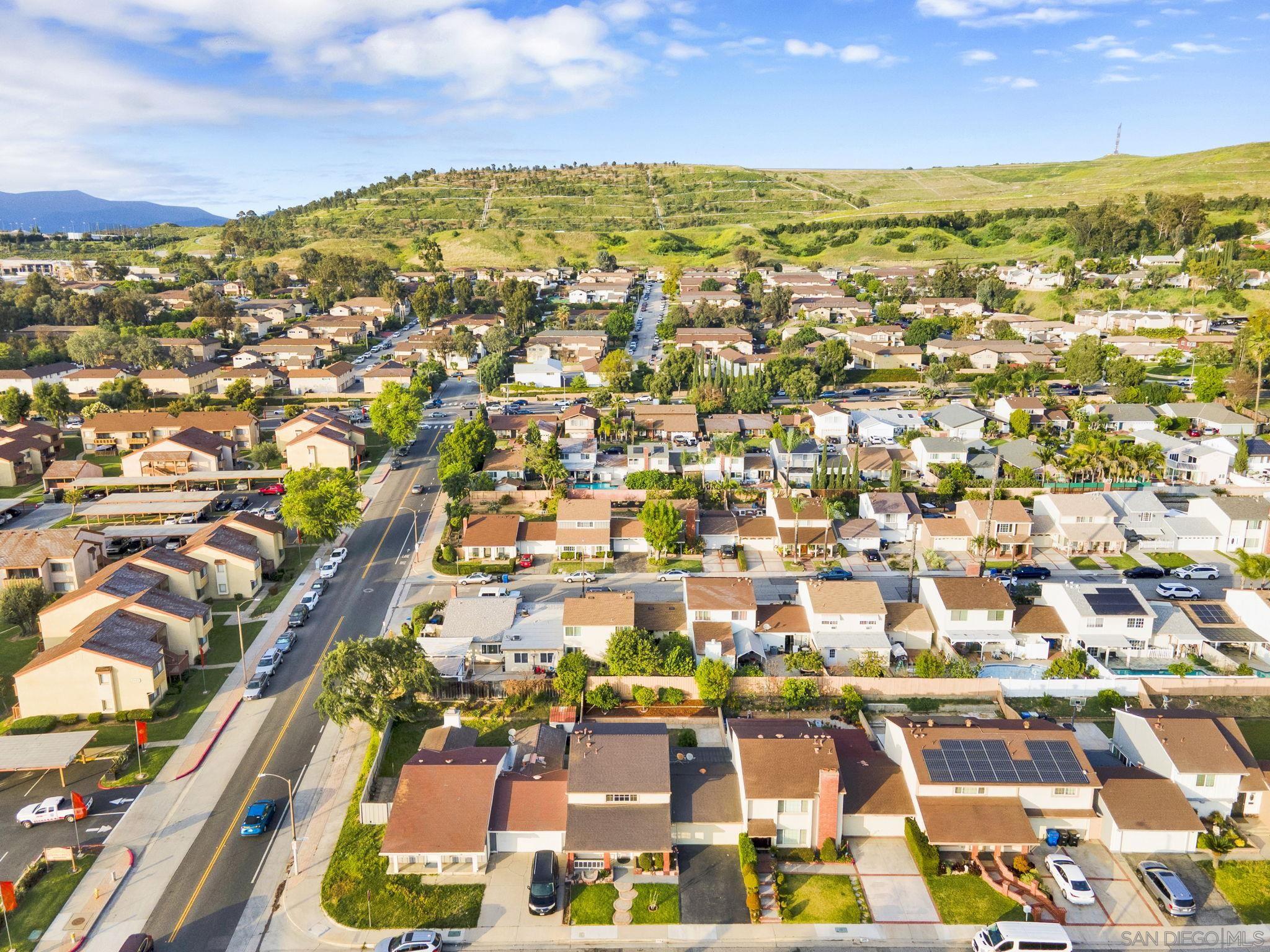 Detail Gallery Image 37 of 42 For 1725  Glenridge Cir, West Covina,  CA 91792 - 4 Beds | 3 Baths