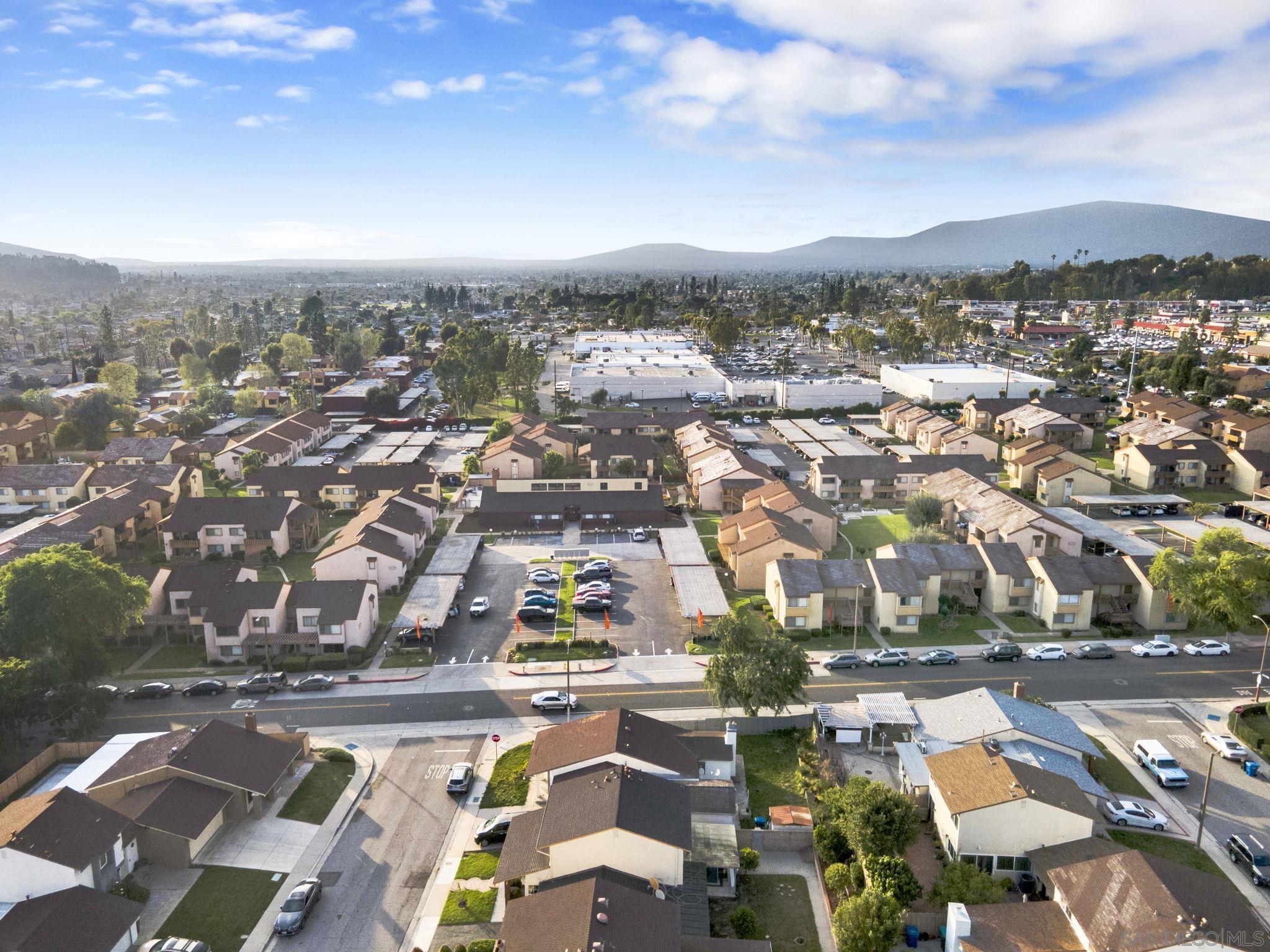 Detail Gallery Image 39 of 42 For 1725  Glenridge Cir, West Covina,  CA 91792 - 4 Beds | 3 Baths