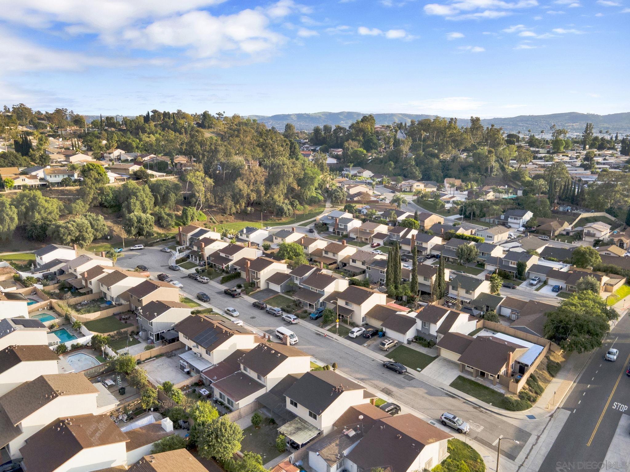 Detail Gallery Image 41 of 42 For 1725  Glenridge Cir, West Covina,  CA 91792 - 4 Beds | 3 Baths
