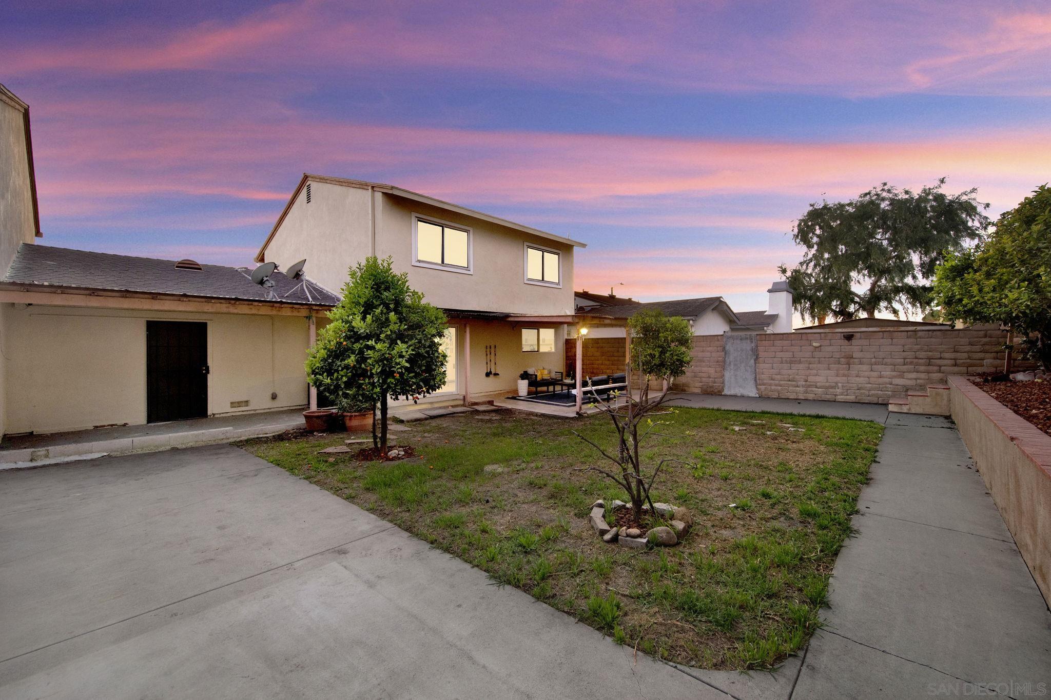 Detail Gallery Image 6 of 42 For 1725  Glenridge Cir, West Covina,  CA 91792 - 4 Beds | 3 Baths