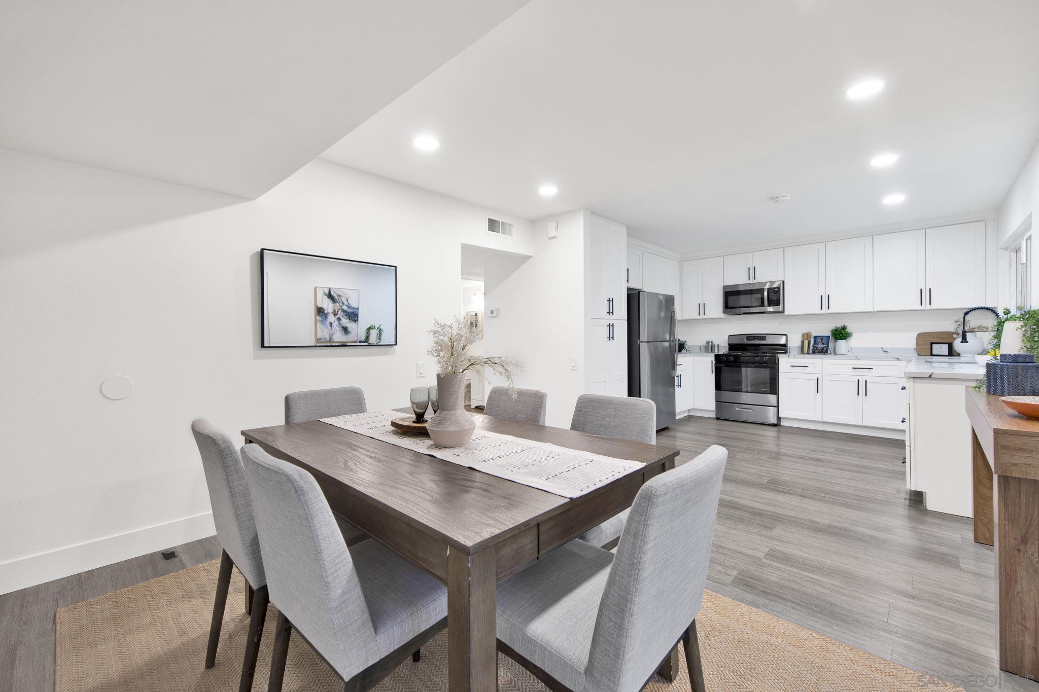 Detail Gallery Image 9 of 42 For 1725  Glenridge Cir, West Covina,  CA 91792 - 4 Beds | 3 Baths