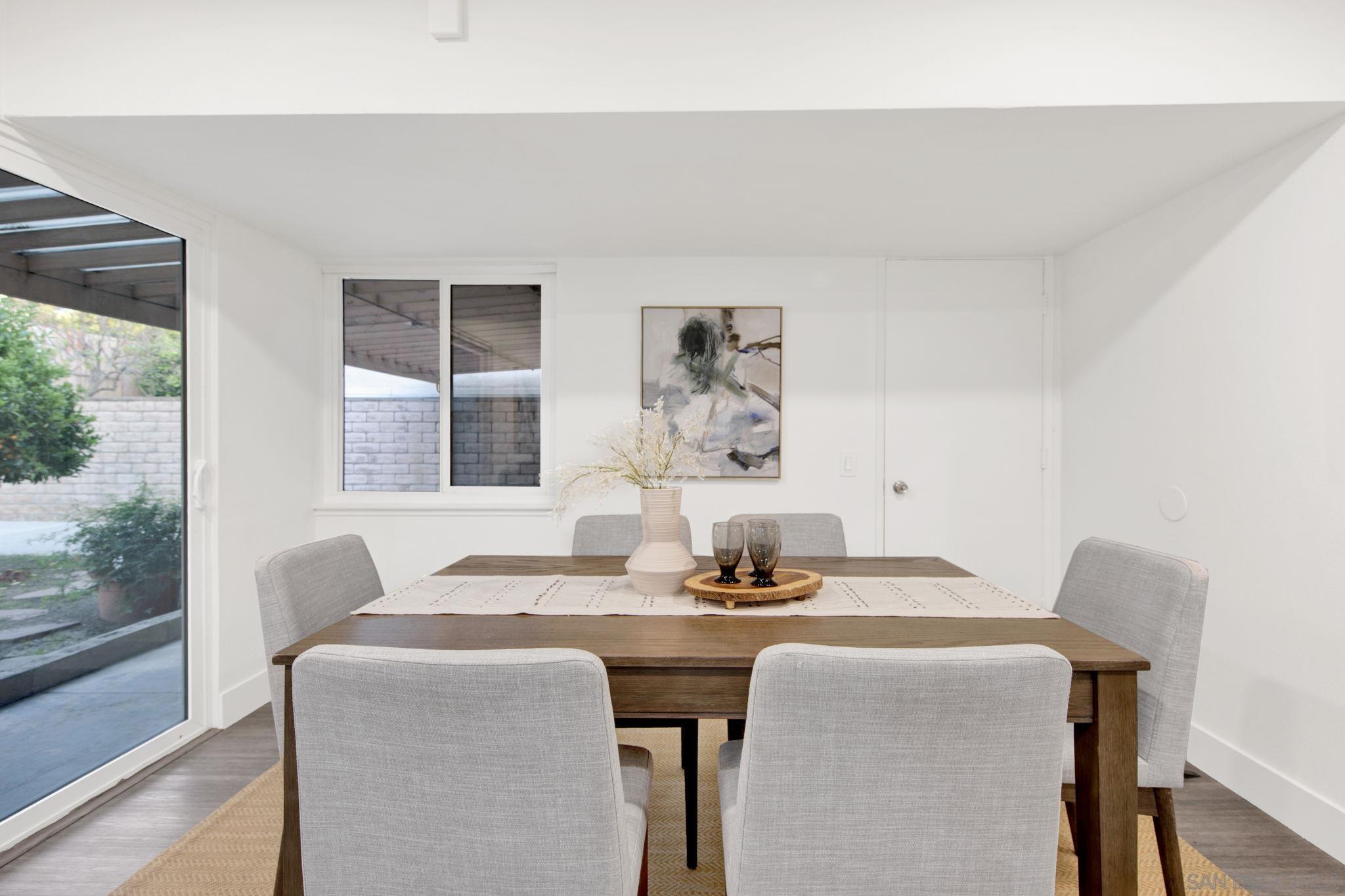 Detail Gallery Image 10 of 42 For 1725  Glenridge Cir, West Covina,  CA 91792 - 4 Beds | 3 Baths