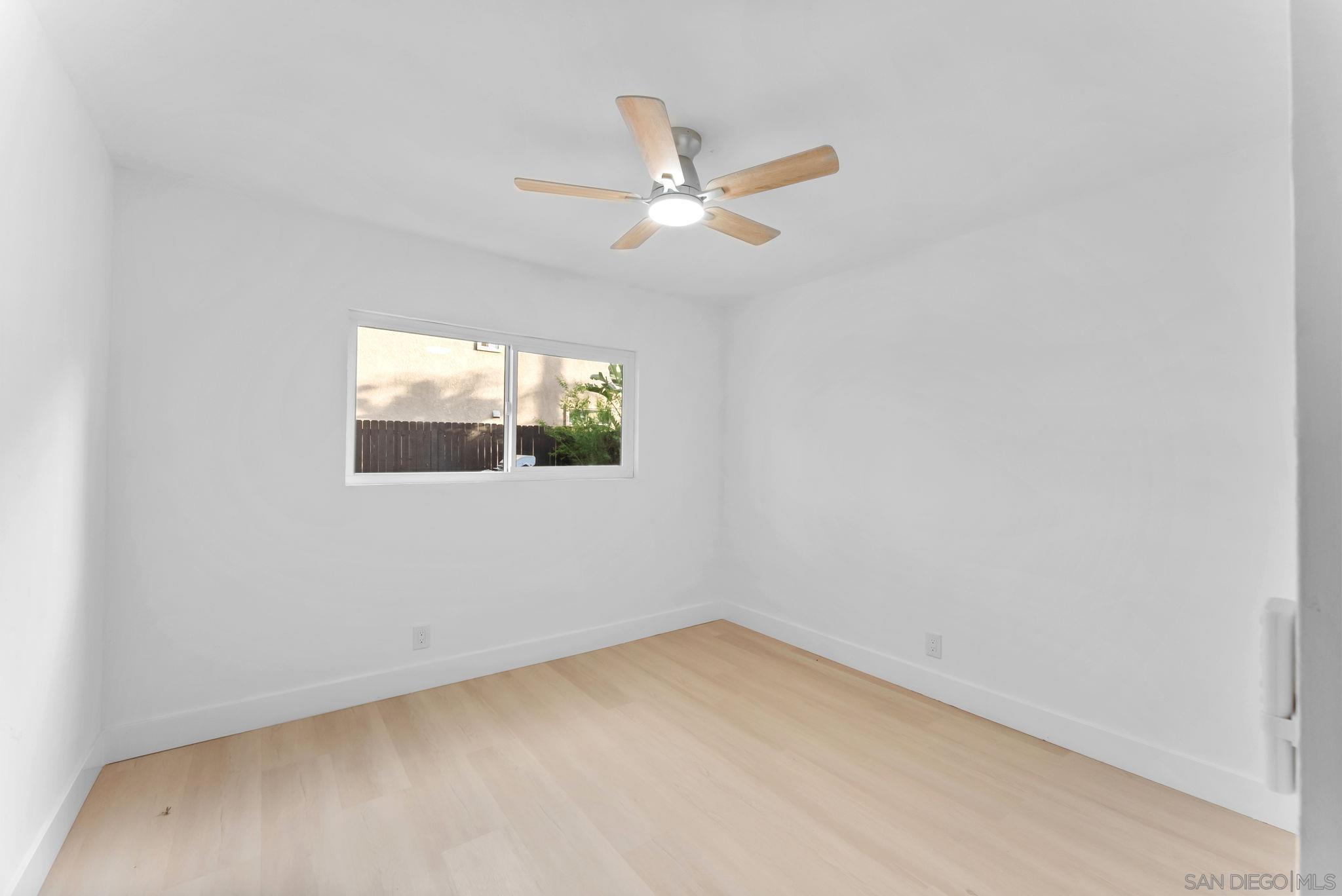 Detail Gallery Image 21 of 35 For 1215  Armstrong Circle, Escondido,  CA 92027 - 4 Beds | 2/1 Baths