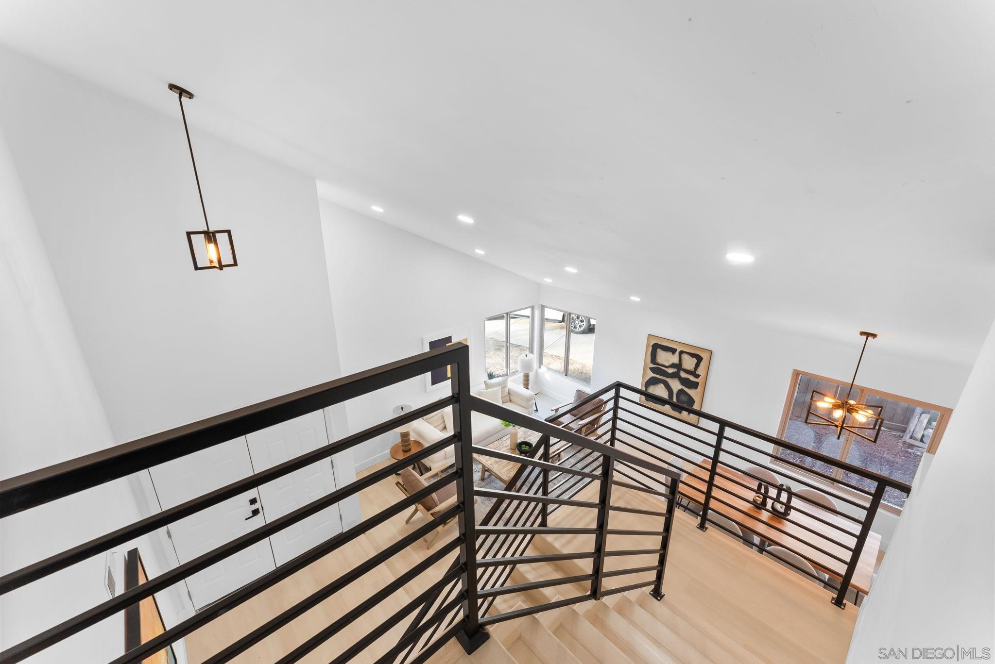 Detail Gallery Image 23 of 35 For 1215  Armstrong Circle, Escondido,  CA 92027 - 4 Beds | 2/1 Baths