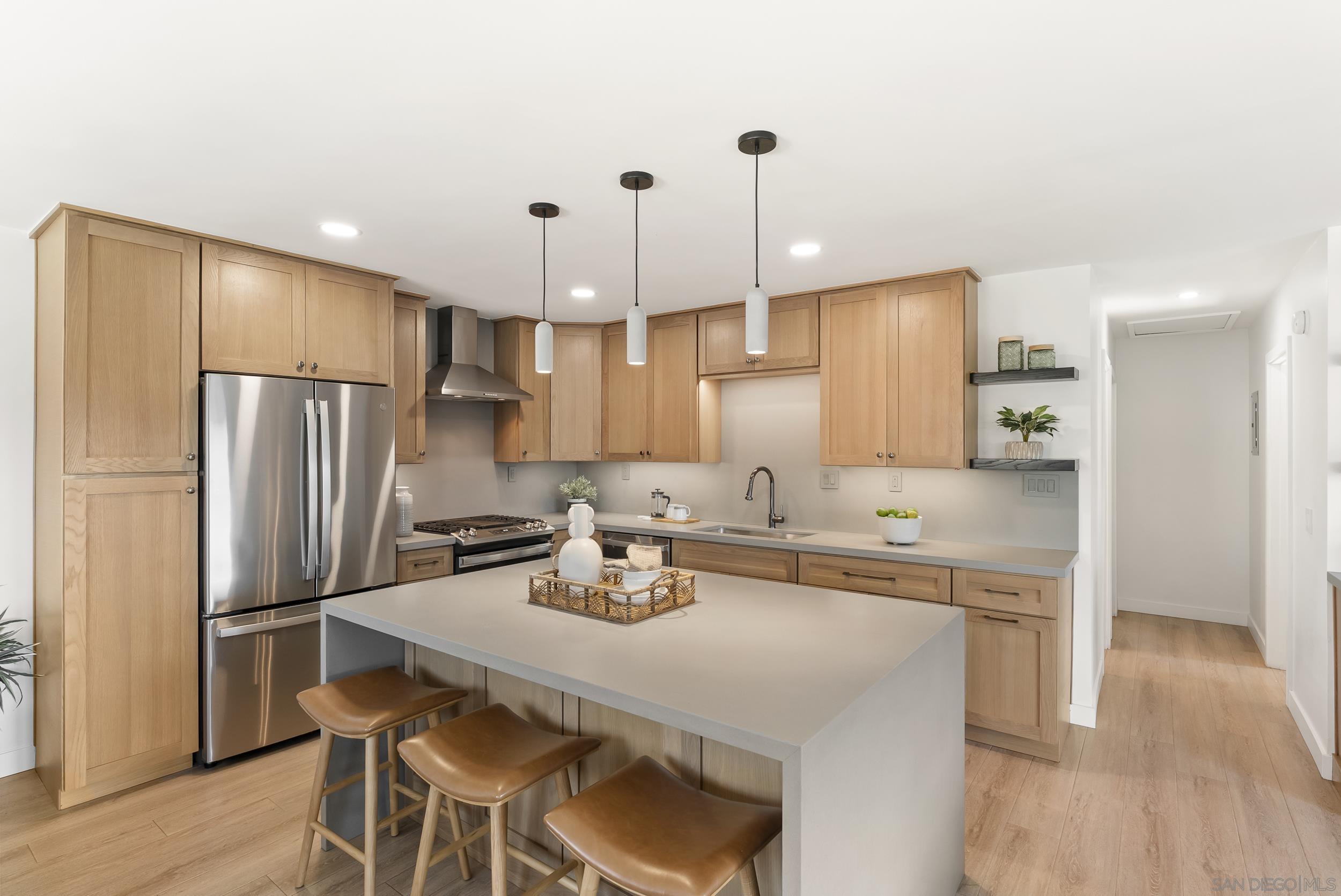 Detail Gallery Image 6 of 38 For 7319  Cuvier St, La Jolla,  CA 92037 - – Beds | – Baths