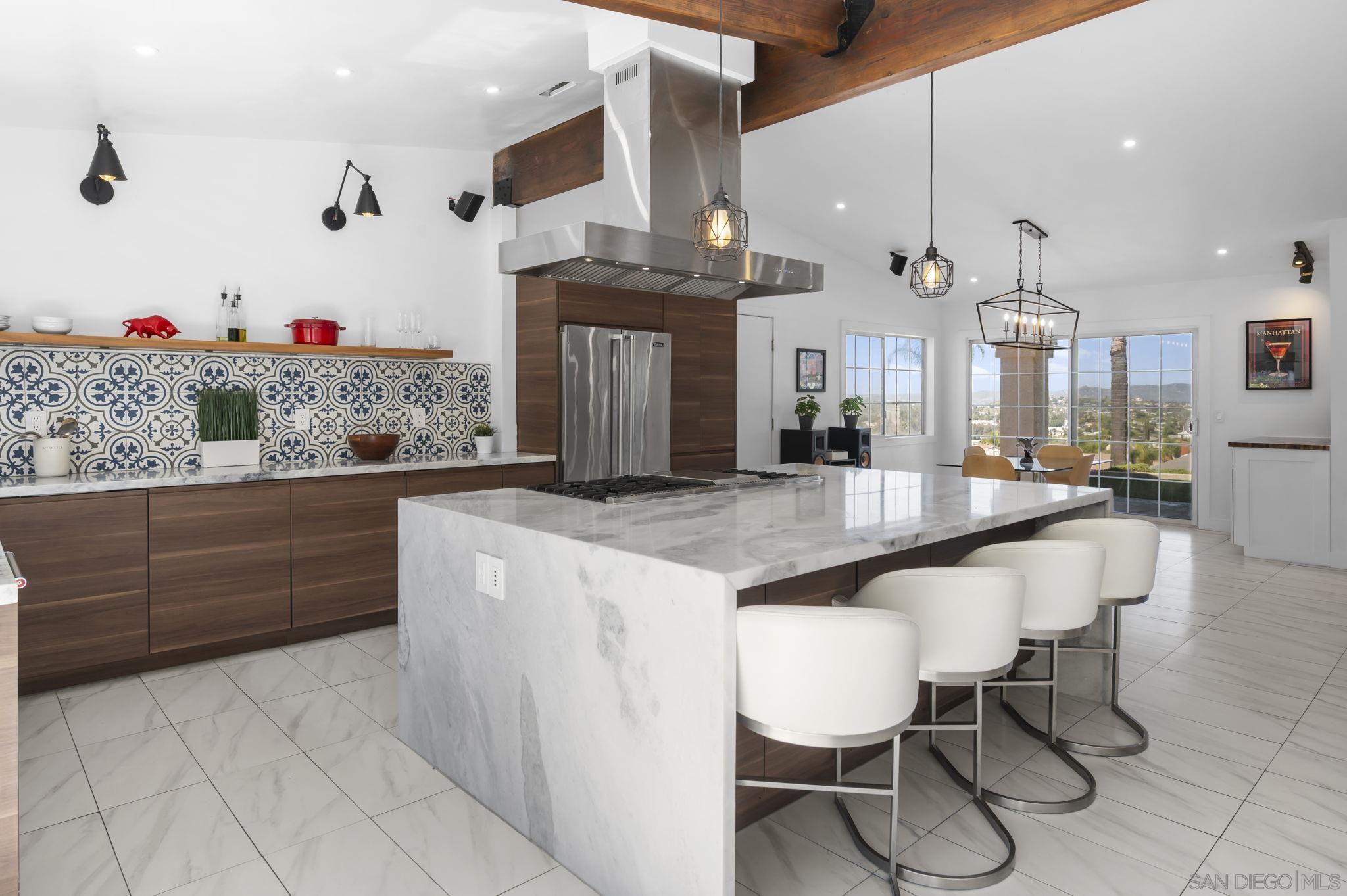 Detail Gallery Image 17 of 50 For 13966  Avenida Del Charro, El Cajon,  CA 92021 - 3 Beds | 2 Baths