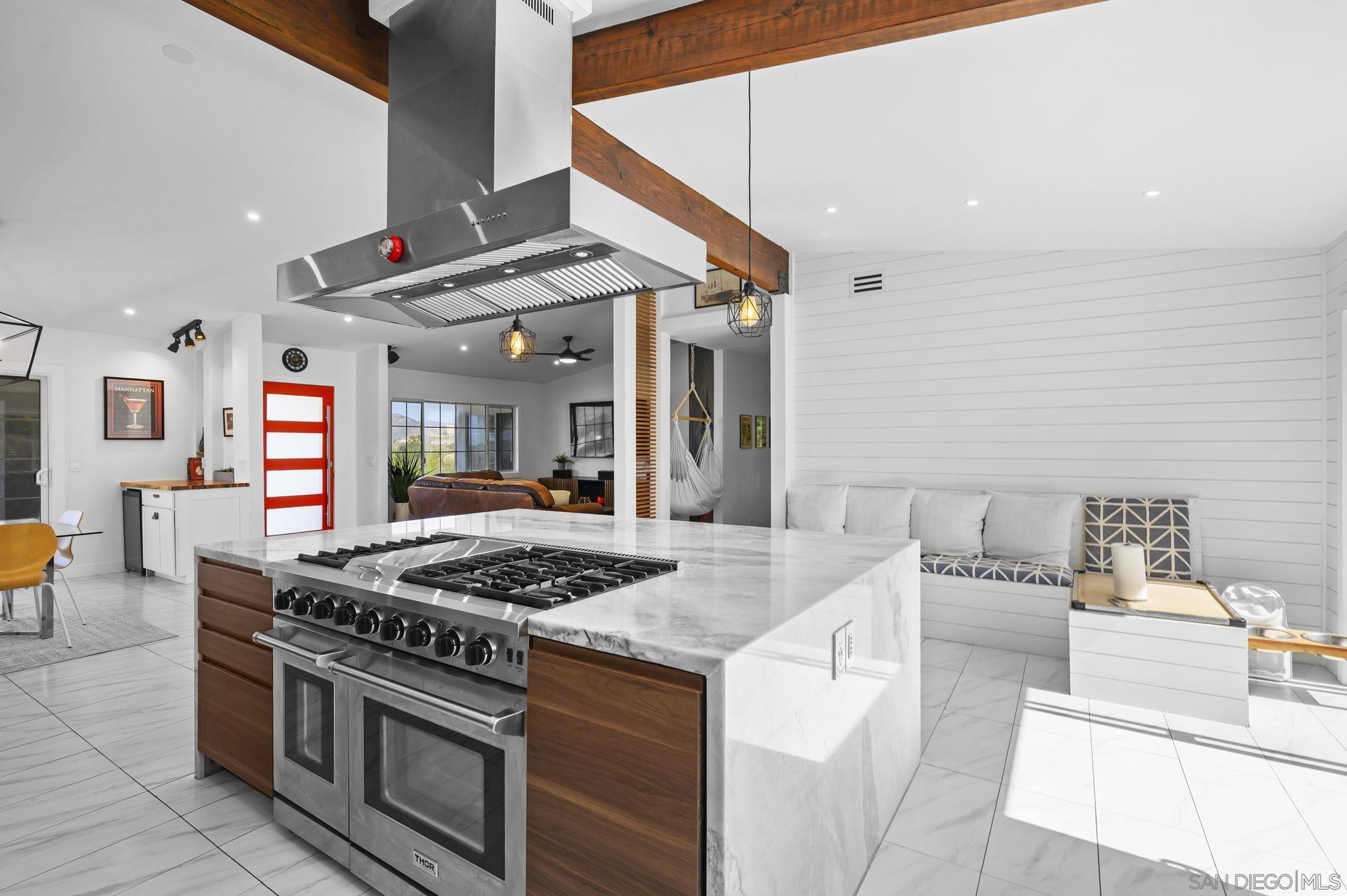 Detail Gallery Image 18 of 50 For 13966  Avenida Del Charro, El Cajon,  CA 92021 - 3 Beds | 2 Baths