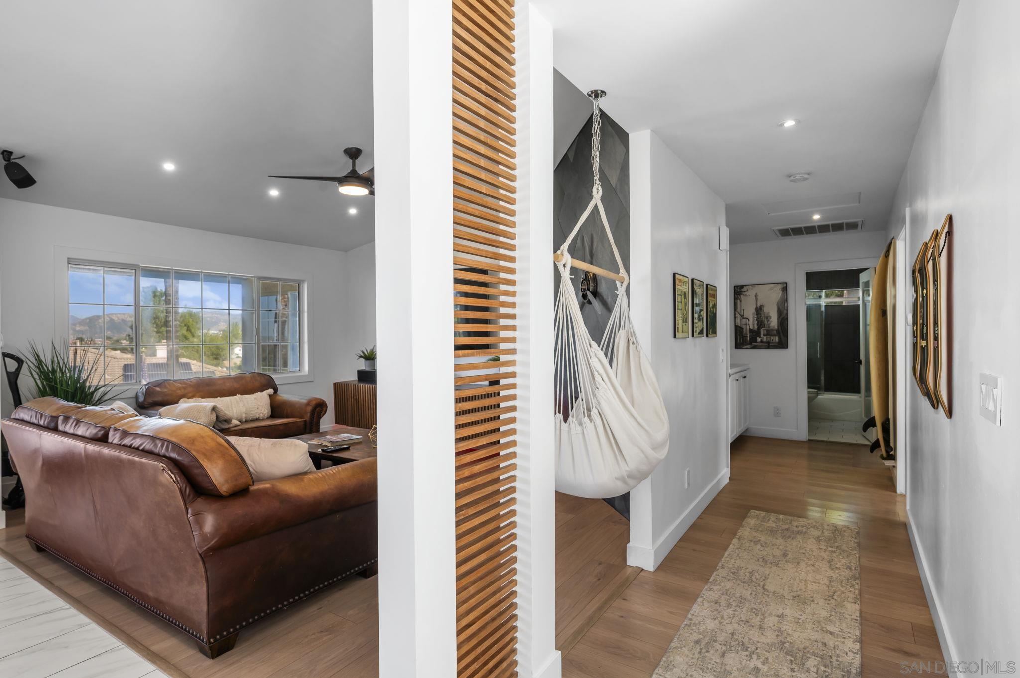 Detail Gallery Image 19 of 50 For 13966  Avenida Del Charro, El Cajon,  CA 92021 - 3 Beds | 2 Baths