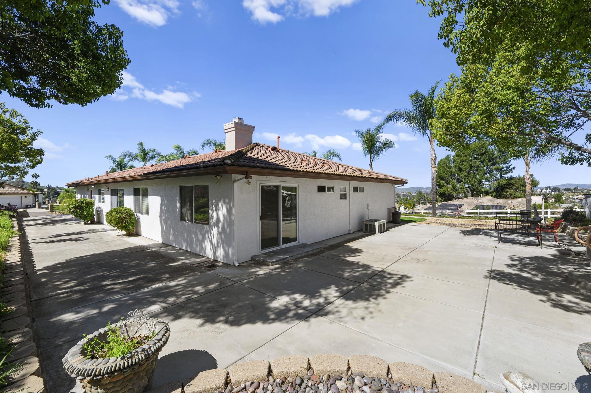 Detail Gallery Image 36 of 50 For 13966  Avenida Del Charro, El Cajon,  CA 92021 - 3 Beds | 2 Baths