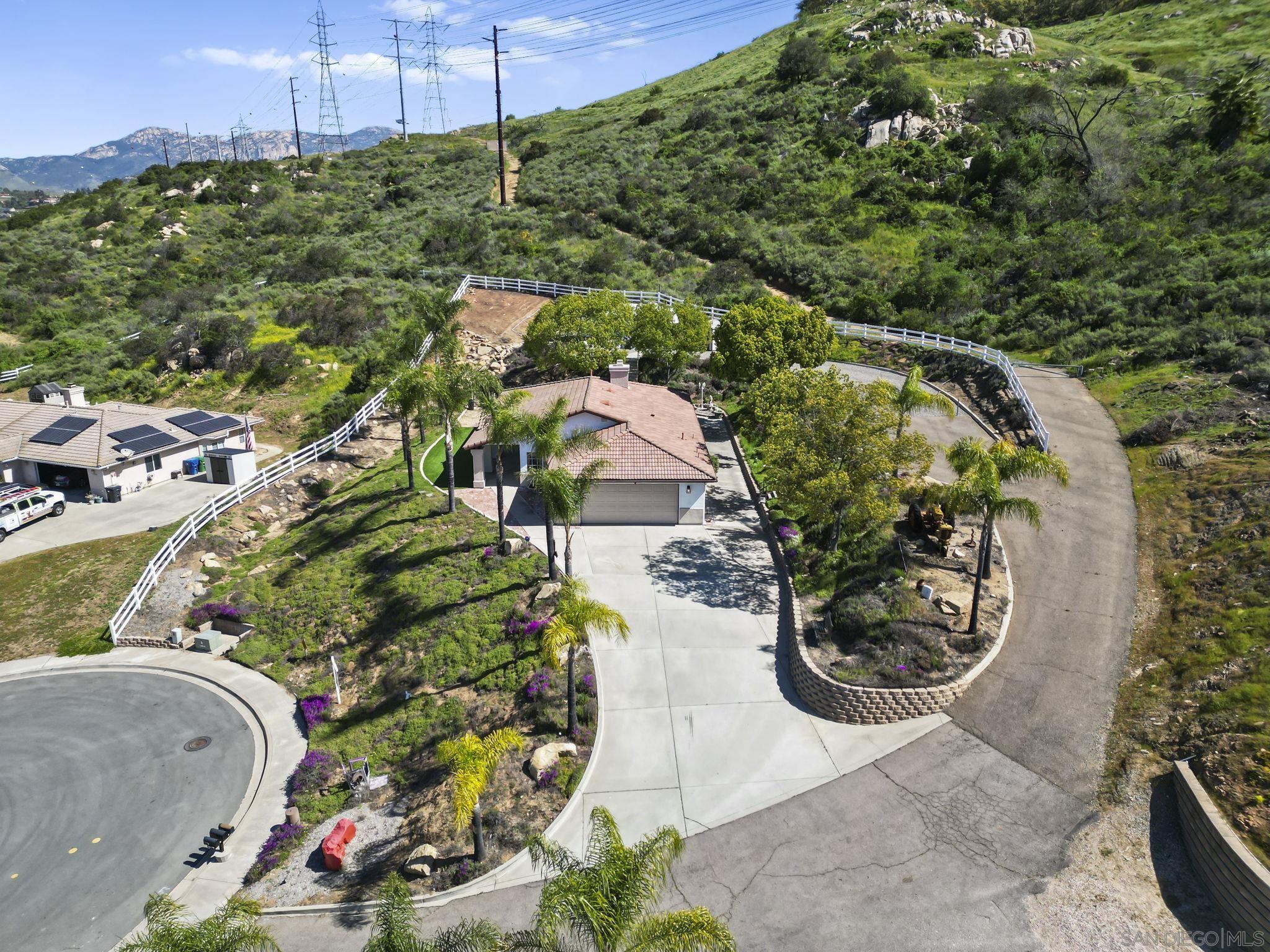 Detail Gallery Image 40 of 50 For 13966  Avenida Del Charro, El Cajon,  CA 92021 - 3 Beds | 2 Baths