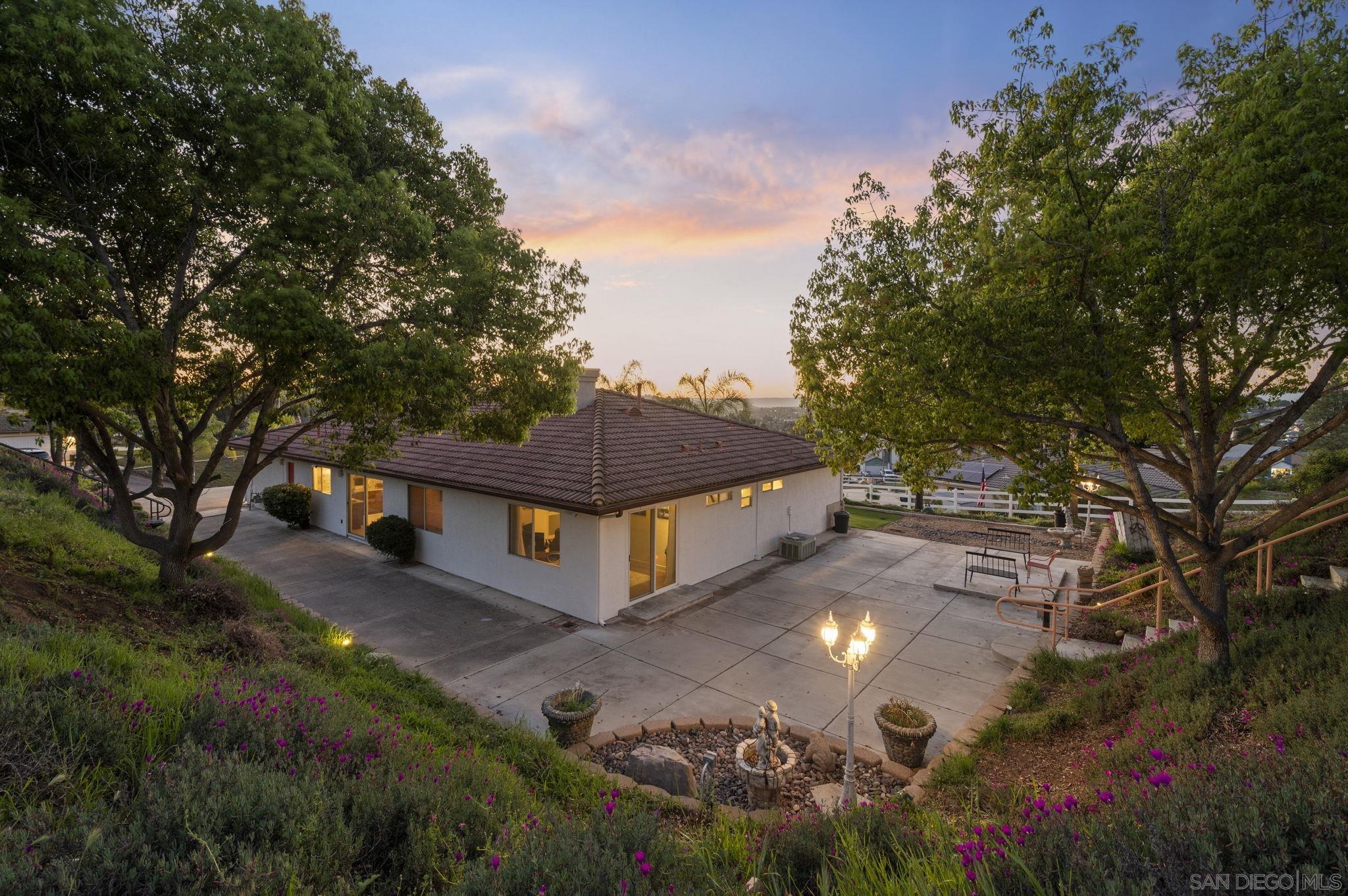 Detail Gallery Image 48 of 50 For 13966  Avenida Del Charro, El Cajon,  CA 92021 - 3 Beds | 2 Baths