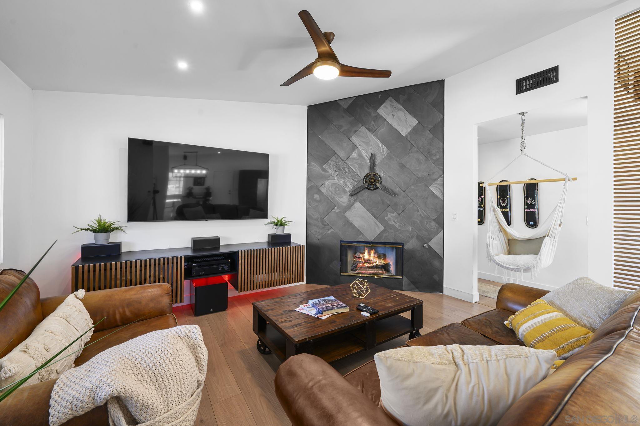 Detail Gallery Image 6 of 50 For 13966  Avenida Del Charro, El Cajon,  CA 92021 - 3 Beds | 2 Baths