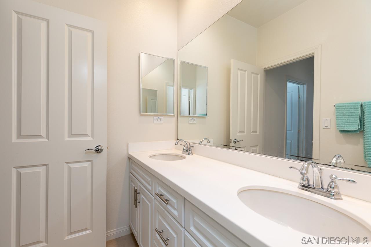 Detail Gallery Image 14 of 23 For 941  Thermal Ave N, San Diego,  CA 92154 - 4 Beds | 3 Baths