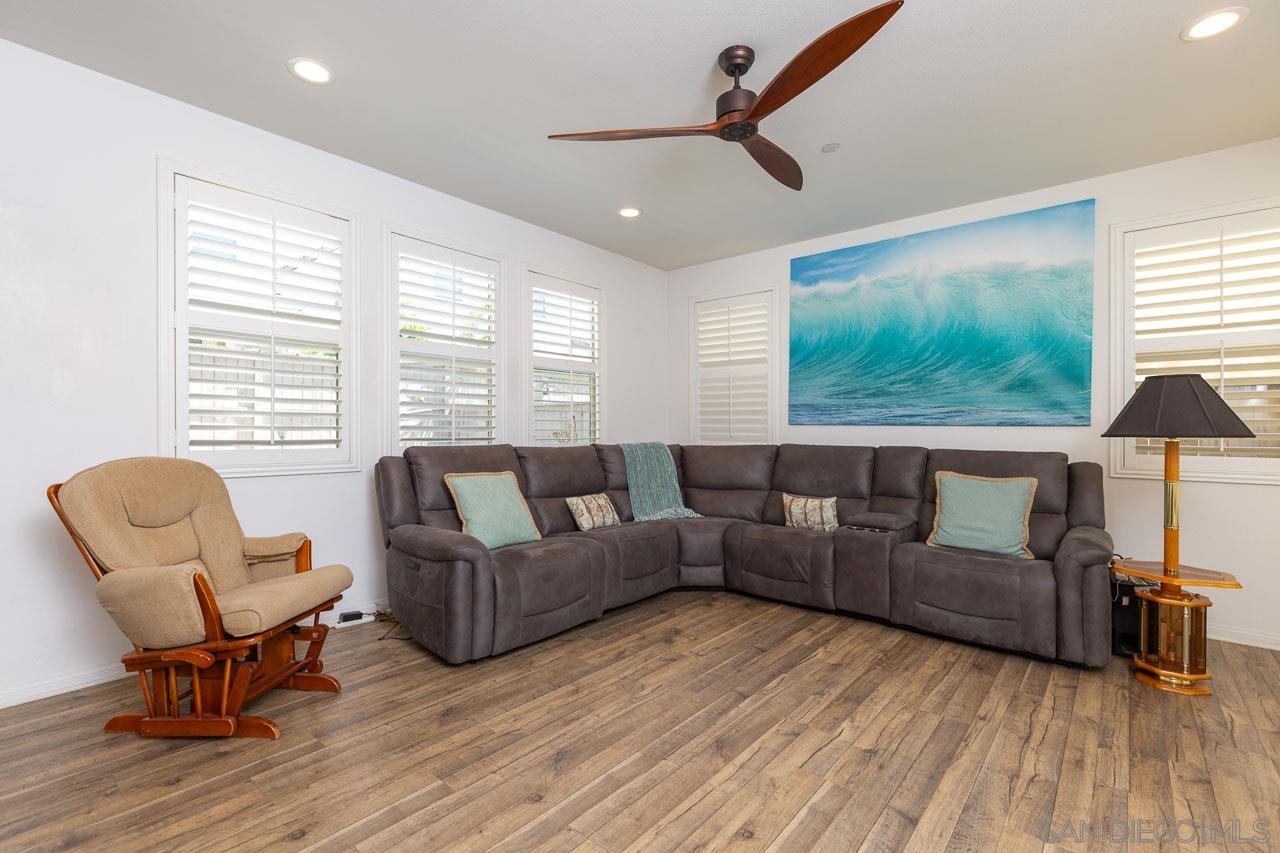 Detail Gallery Image 4 of 23 For 941  Thermal Ave N, San Diego,  CA 92154 - 4 Beds | 3 Baths