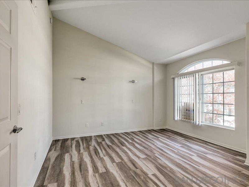 Detail Gallery Image 15 of 33 For 8641  via Mallorca  F, La Jolla,  CA 92037 - 2 Beds | 2/1 Baths