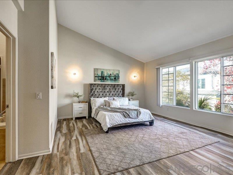 Detail Gallery Image 20 of 33 For 8641  via Mallorca  F, La Jolla,  CA 92037 - 2 Beds | 2/1 Baths