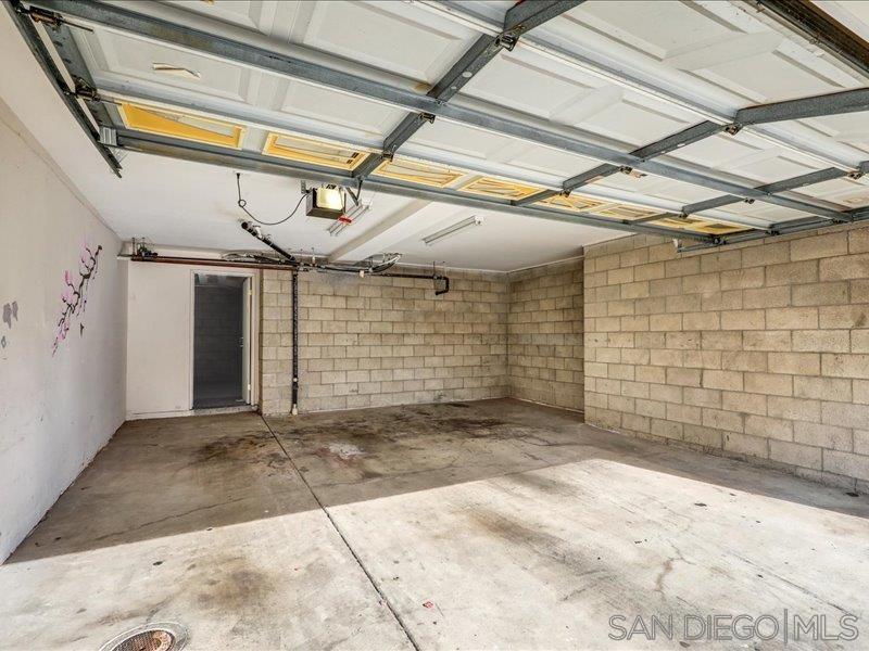 Detail Gallery Image 29 of 33 For 8641  via Mallorca  F, La Jolla,  CA 92037 - 2 Beds | 2/1 Baths