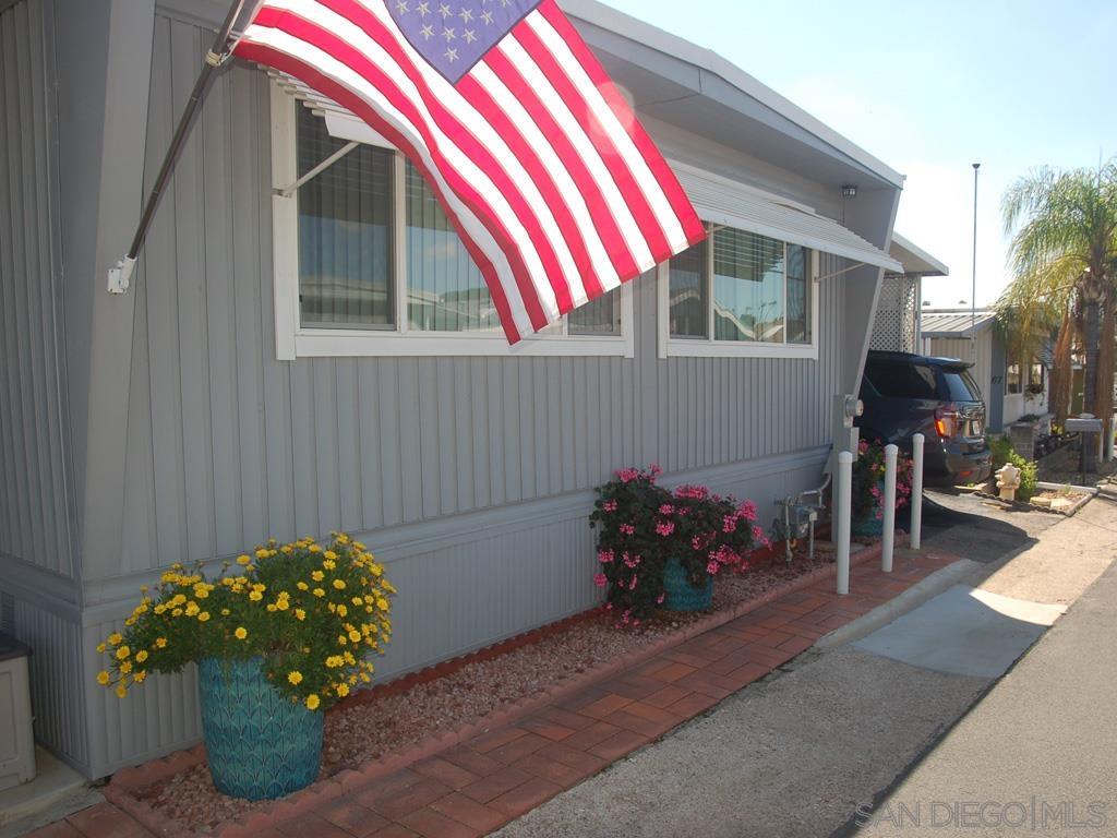 Detail Gallery Image 2 of 20 For 13300 E Los Coches Rd  68, El Cajon,  CA 92021 - 2 Beds | 2 Baths