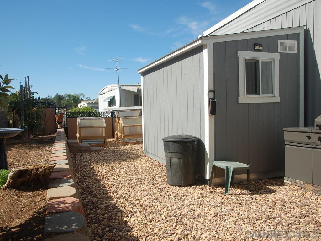 Detail Gallery Image 8 of 20 For 13300 E Los Coches Rd  68, El Cajon,  CA 92021 - 2 Beds | 2 Baths