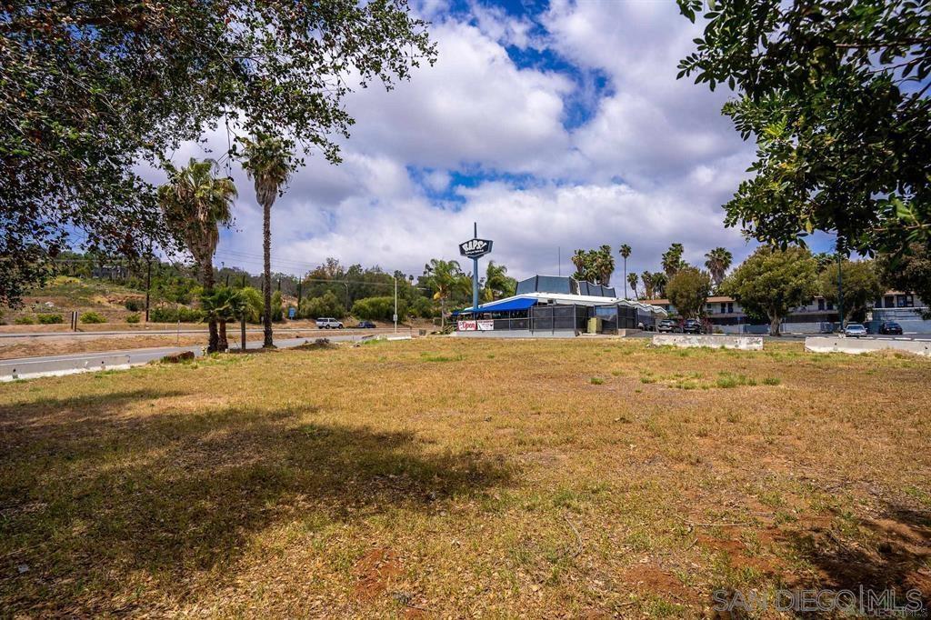 Detail Gallery Image 4 of 8 For , Escondido,  CA 92025 - – Beds | – Baths