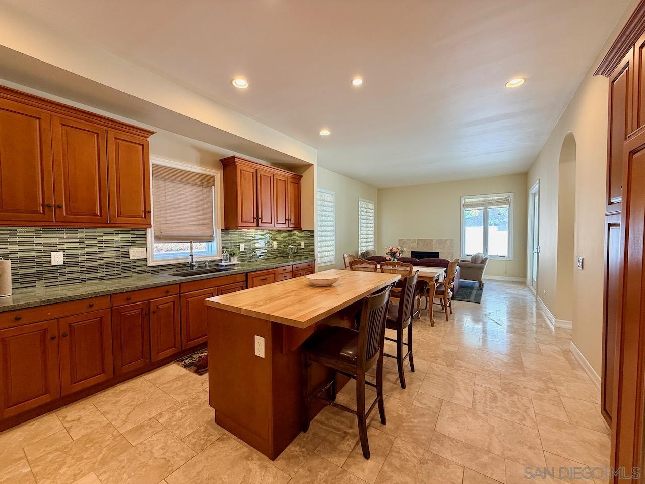 Detail Gallery Image 21 of 66 For 12973  Caminito Pointe Del Mar, Del Mar,  CA 92014 - 3 Beds | 2/1 Baths