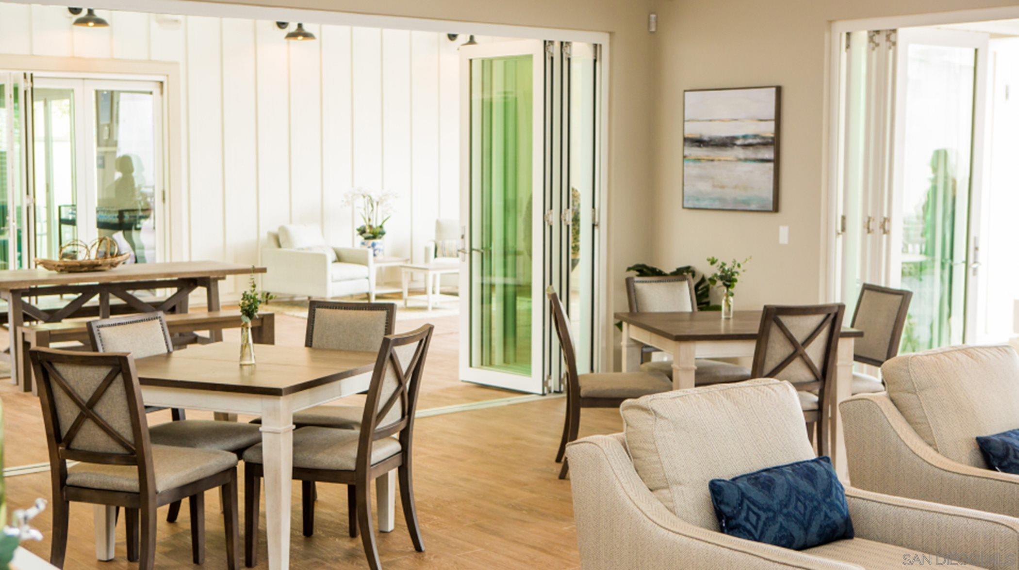 Detail Gallery Image 22 of 24 For 1049  Spike Street  #1,  Chula Vista,  CA 91911 - 3 Beds | 2/1 Baths