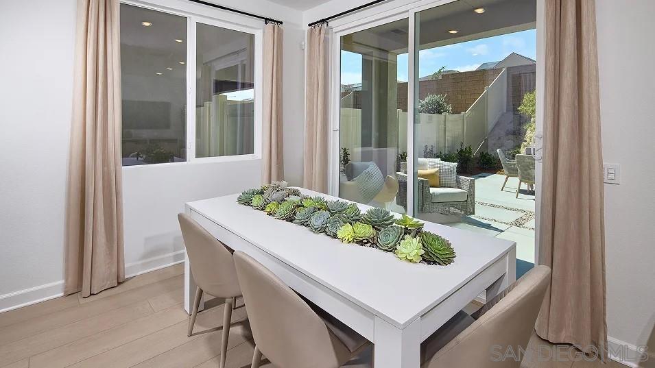 Detail Gallery Image 6 of 18 For 2112  Frost Ave   #2,  Chula Vista,  CA 91911 - 4 Beds | 2/1 Baths