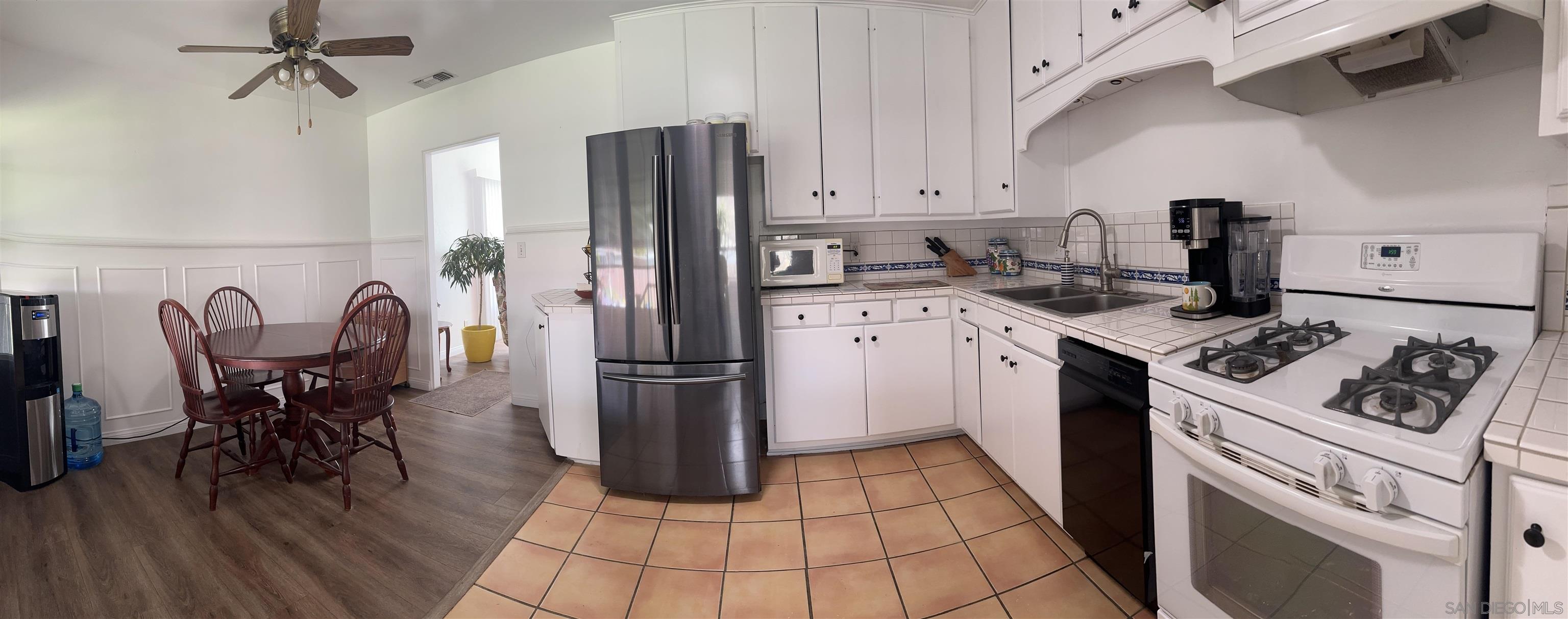 Detail Gallery Image 11 of 19 For 314 E E Washington Ave, El Cajon,  CA 92020 - 2 Beds | 1 Baths