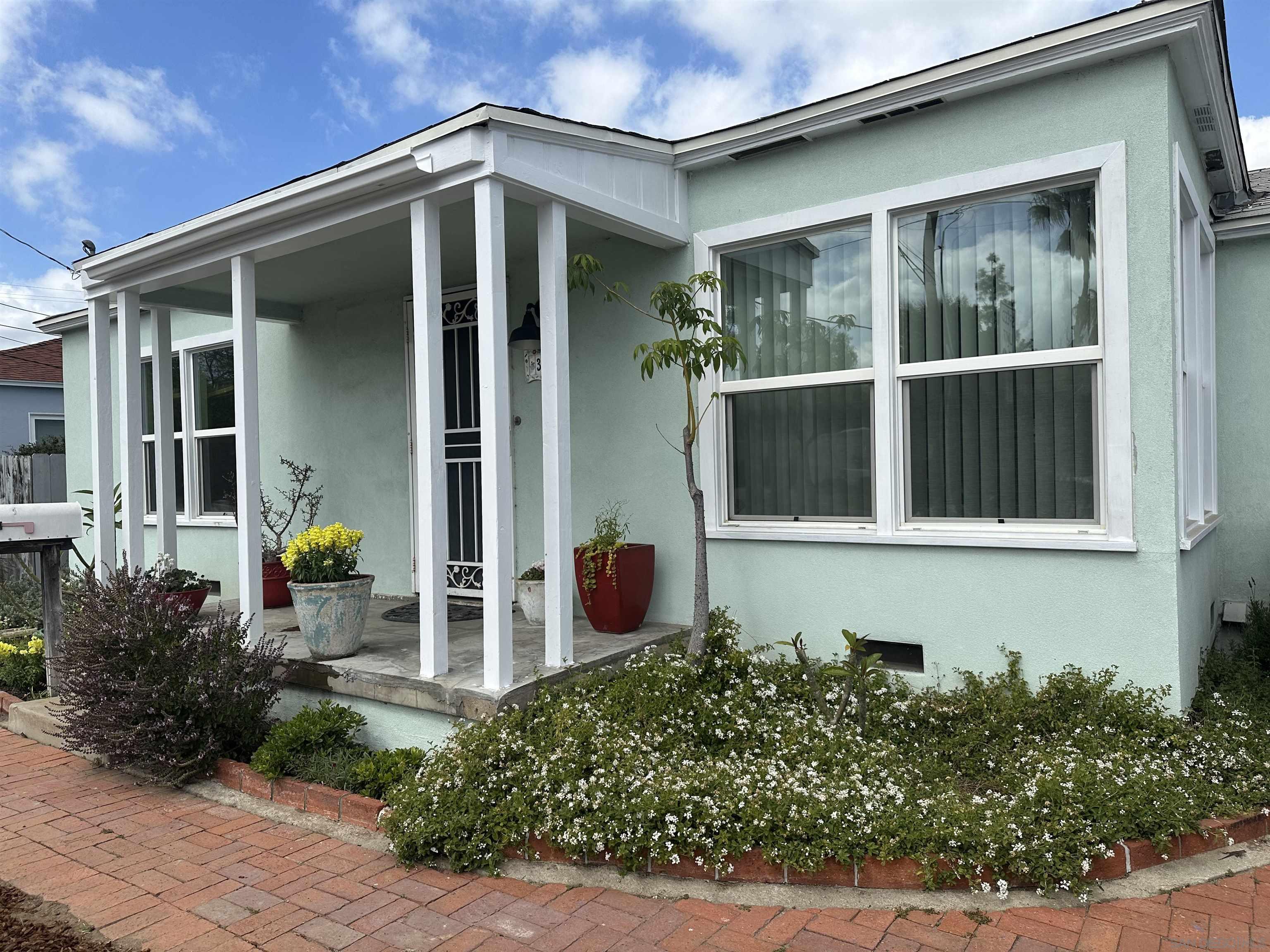 Detail Gallery Image 3 of 19 For 314 E E Washington Ave, El Cajon,  CA 92020 - 2 Beds | 1 Baths