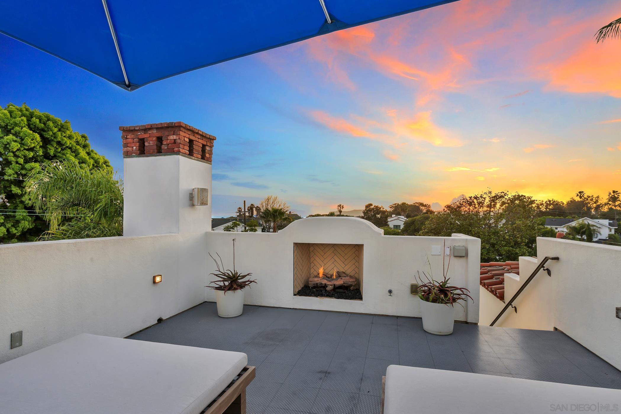 Detail Gallery Image 12 of 70 For 120  Carob Way, Coronado,  CA 92118 - 6 Beds | 5/2 Baths