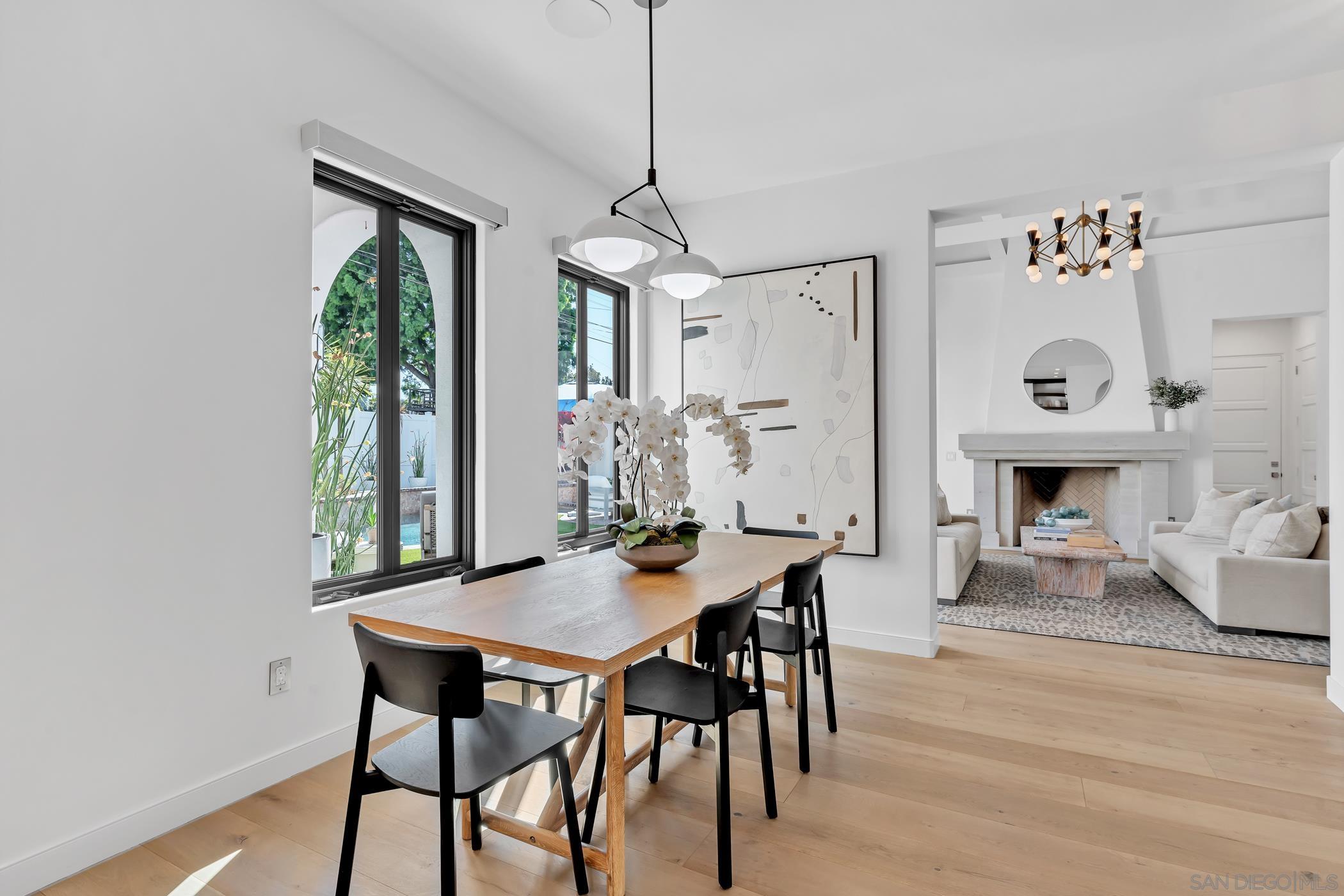 Detail Gallery Image 24 of 70 For 120  Carob Way, Coronado,  CA 92118 - 6 Beds | 5/2 Baths