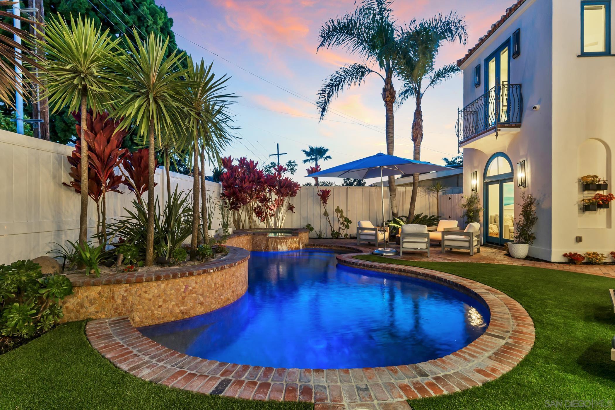 Detail Gallery Image 36 of 70 For 120  Carob Way, Coronado,  CA 92118 - 6 Beds | 5/2 Baths