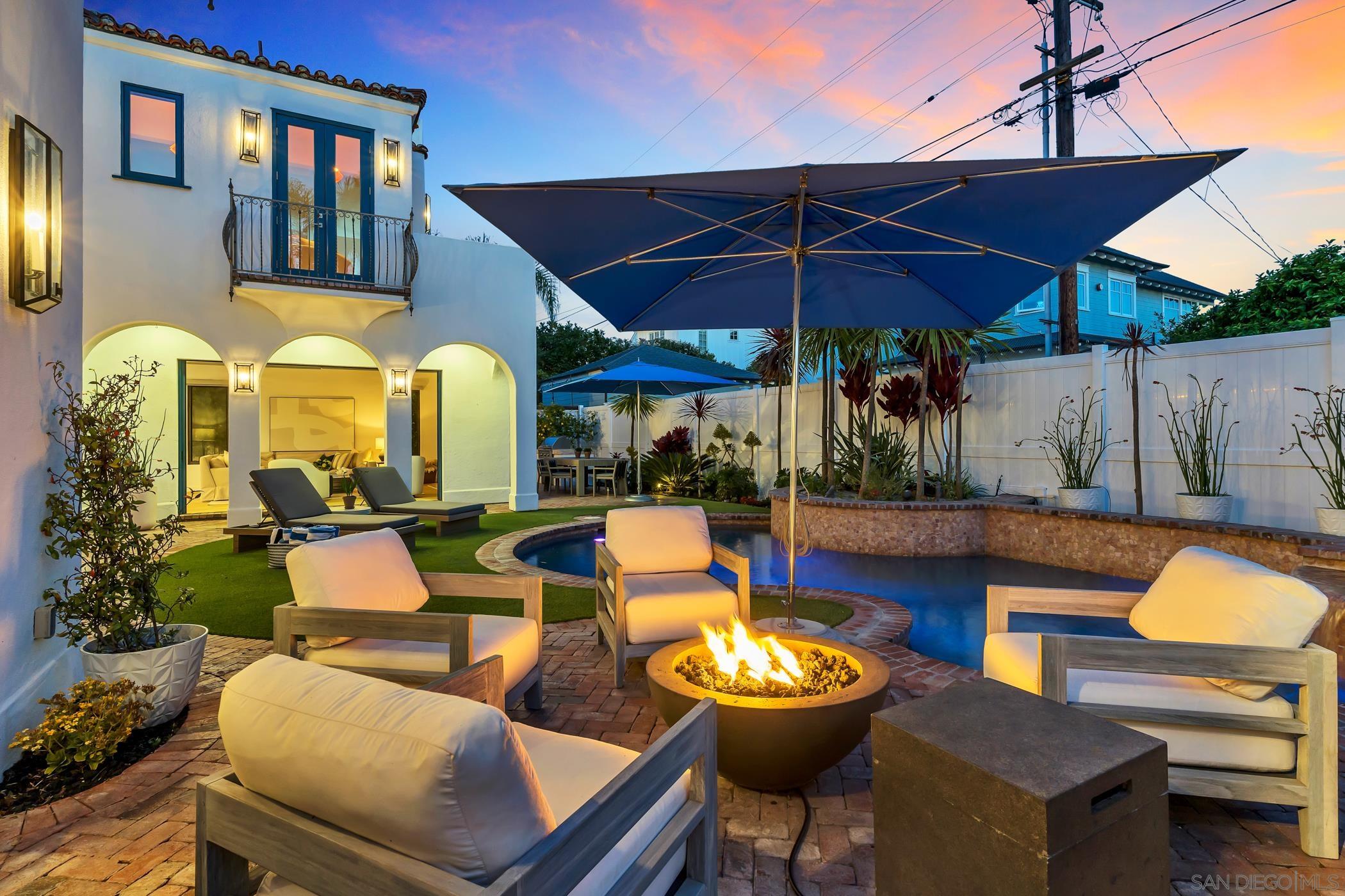 Detail Gallery Image 42 of 70 For 120  Carob Way, Coronado,  CA 92118 - 6 Beds | 5/2 Baths