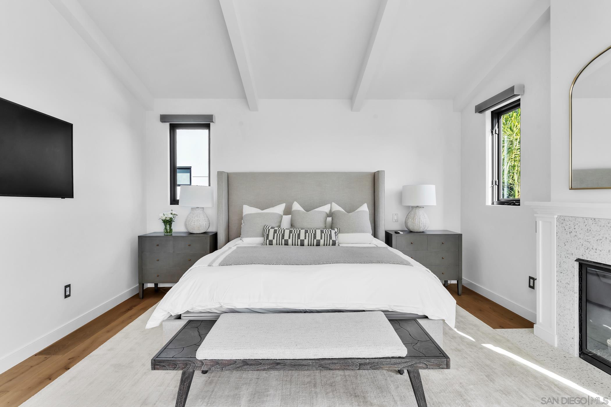 Detail Gallery Image 46 of 70 For 120  Carob Way, Coronado,  CA 92118 - 6 Beds | 5/2 Baths