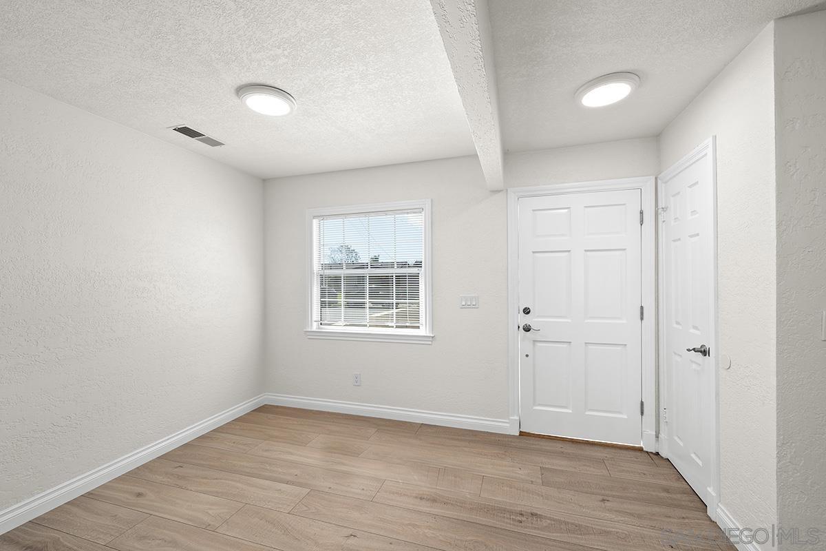 Detail Gallery Image 18 of 39 For 5331  Cole Street, San Diego,  CA 92117 - 5 Beds | 2/1 Baths