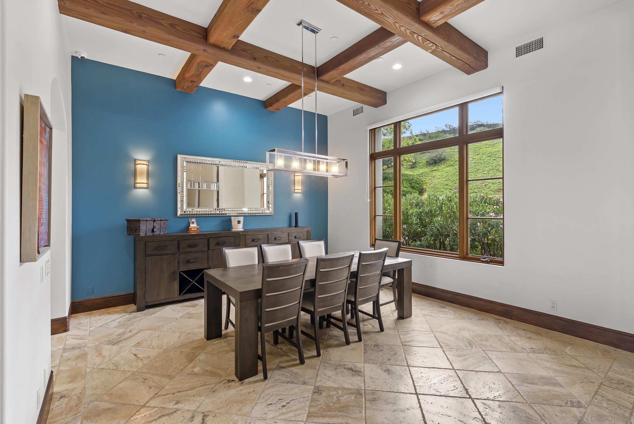 Detail Gallery Image 13 of 36 For 7628  Top O the Morning Way, San Diego,  CA 92127 - 4 Beds | 4/1 Baths