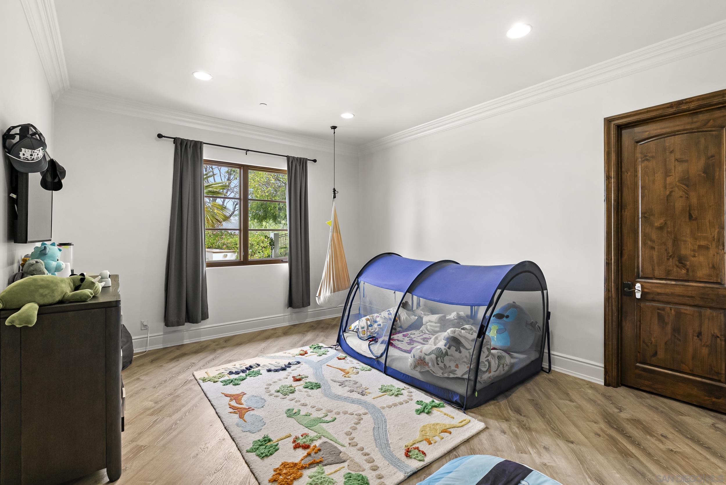 Detail Gallery Image 25 of 36 For 7628  Top O the Morning Way, San Diego,  CA 92127 - 4 Beds | 4/1 Baths