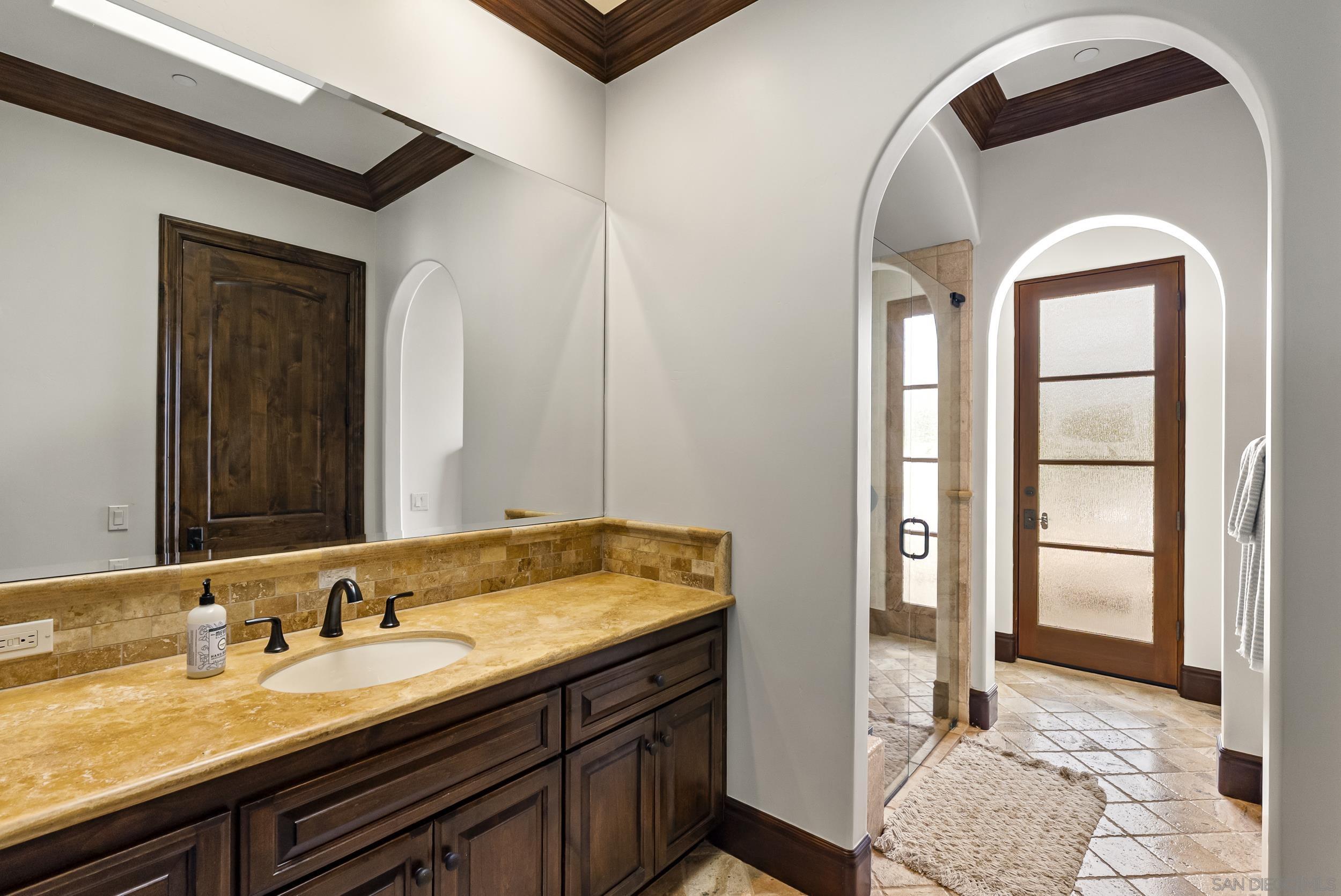 Detail Gallery Image 26 of 36 For 7628  Top O the Morning Way, San Diego,  CA 92127 - 4 Beds | 4/1 Baths