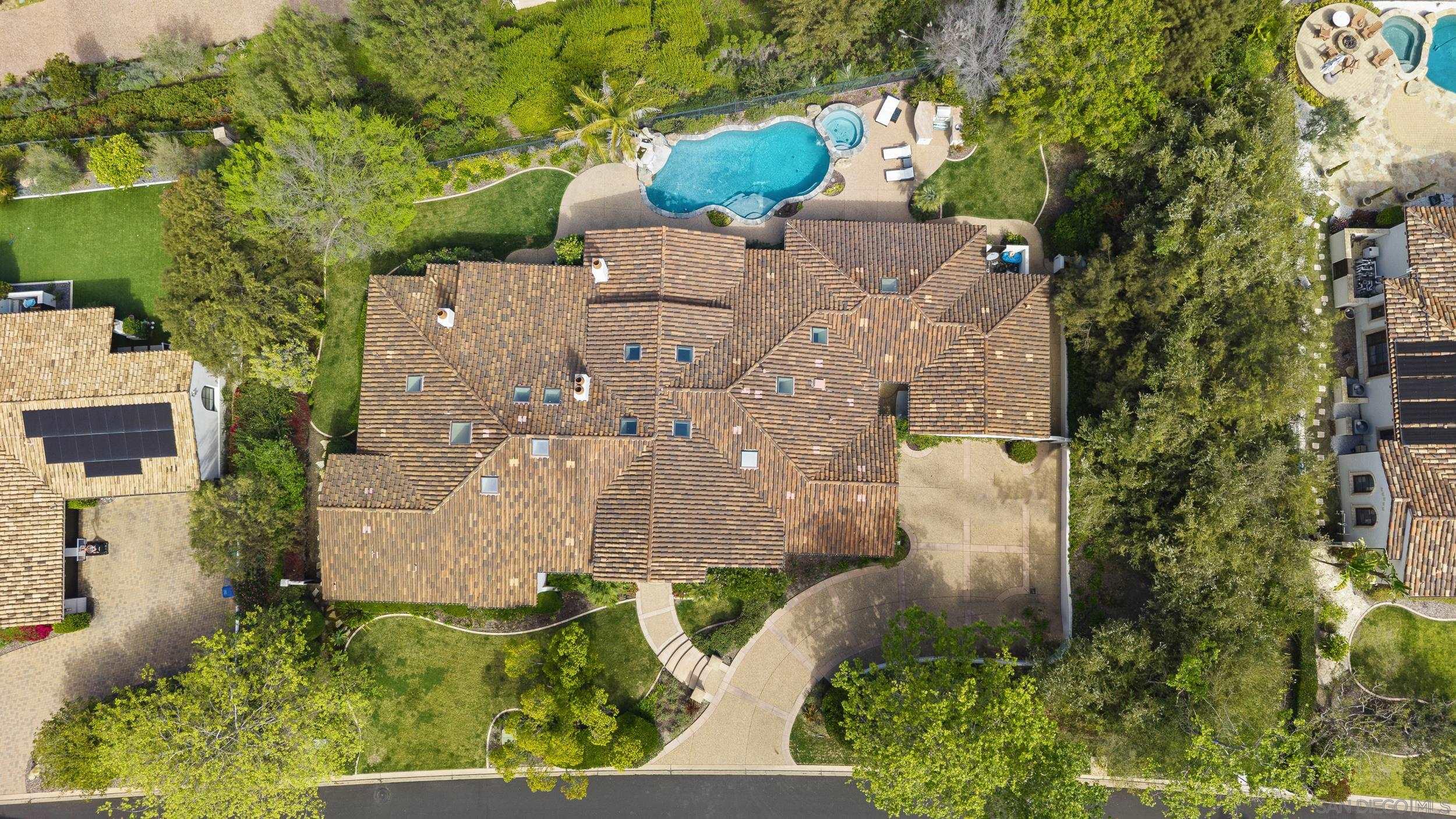 Detail Gallery Image 35 of 36 For 7628  Top O the Morning Way, San Diego,  CA 92127 - 4 Beds | 4/1 Baths